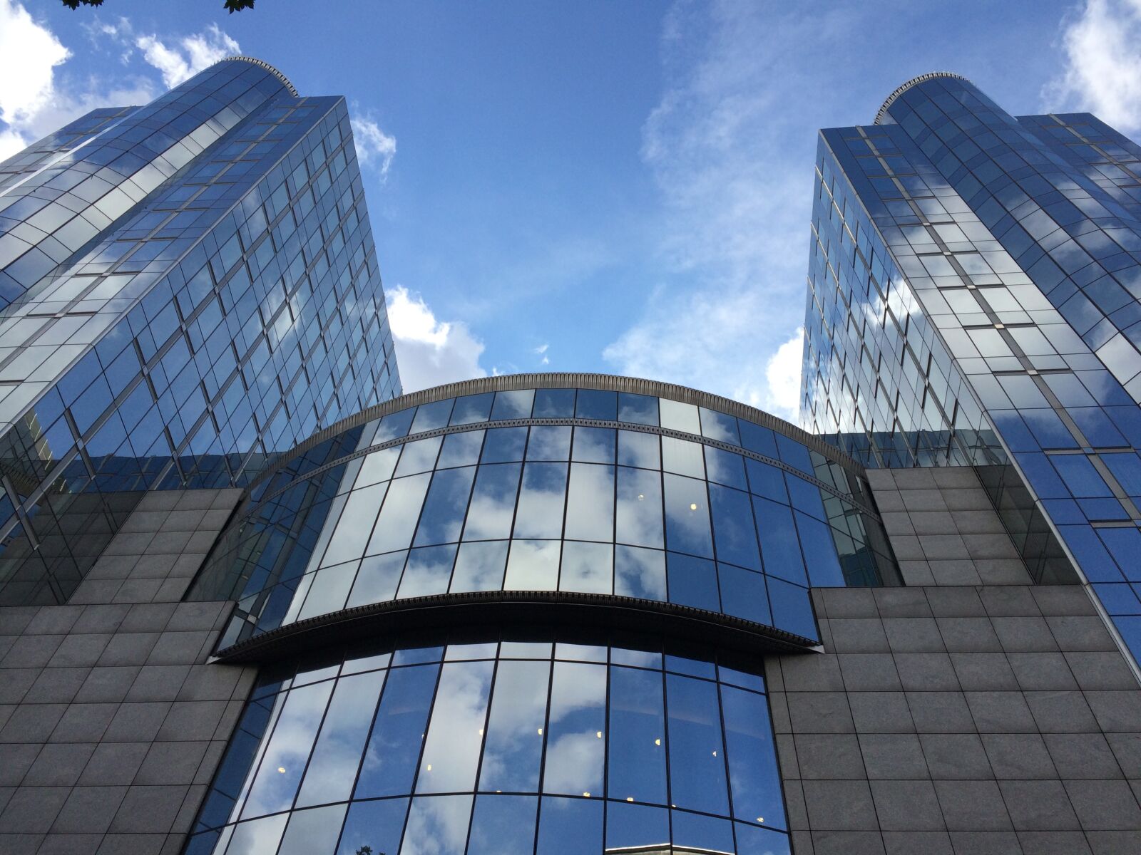 iPhone 5s back camera 4.15mm f/2.2 sample photo. Sky, building mirrored, the photography