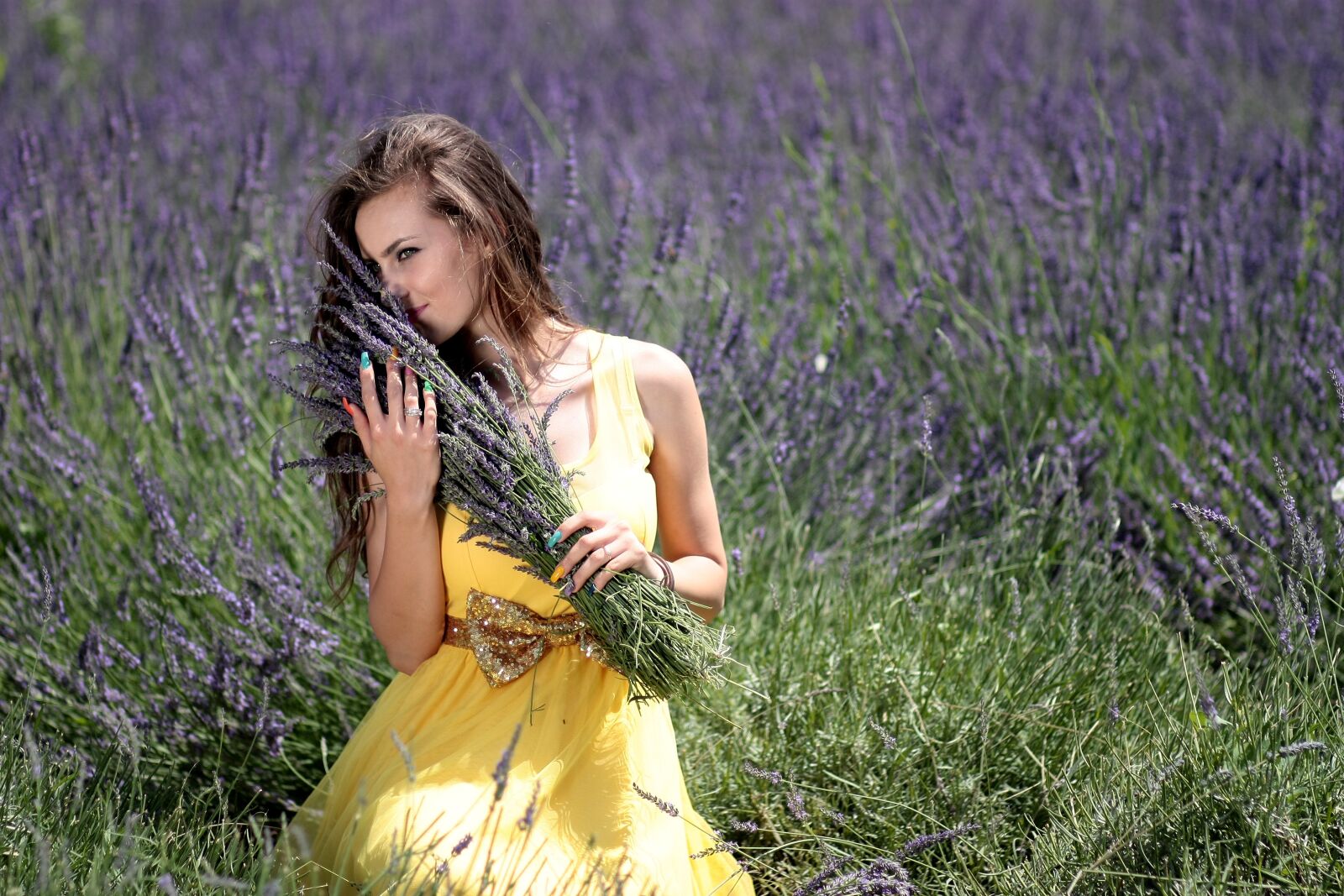Canon EOS 450D (EOS Rebel XSi / EOS Kiss X2) sample photo. Girl, lavender, flowers photography