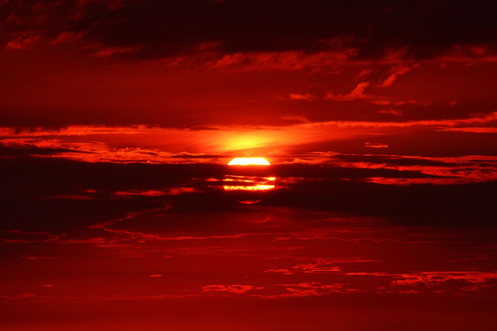 Canon EF-S 55-250mm F4-5.6 IS STM sample photo. Sunset, sea, sky photography