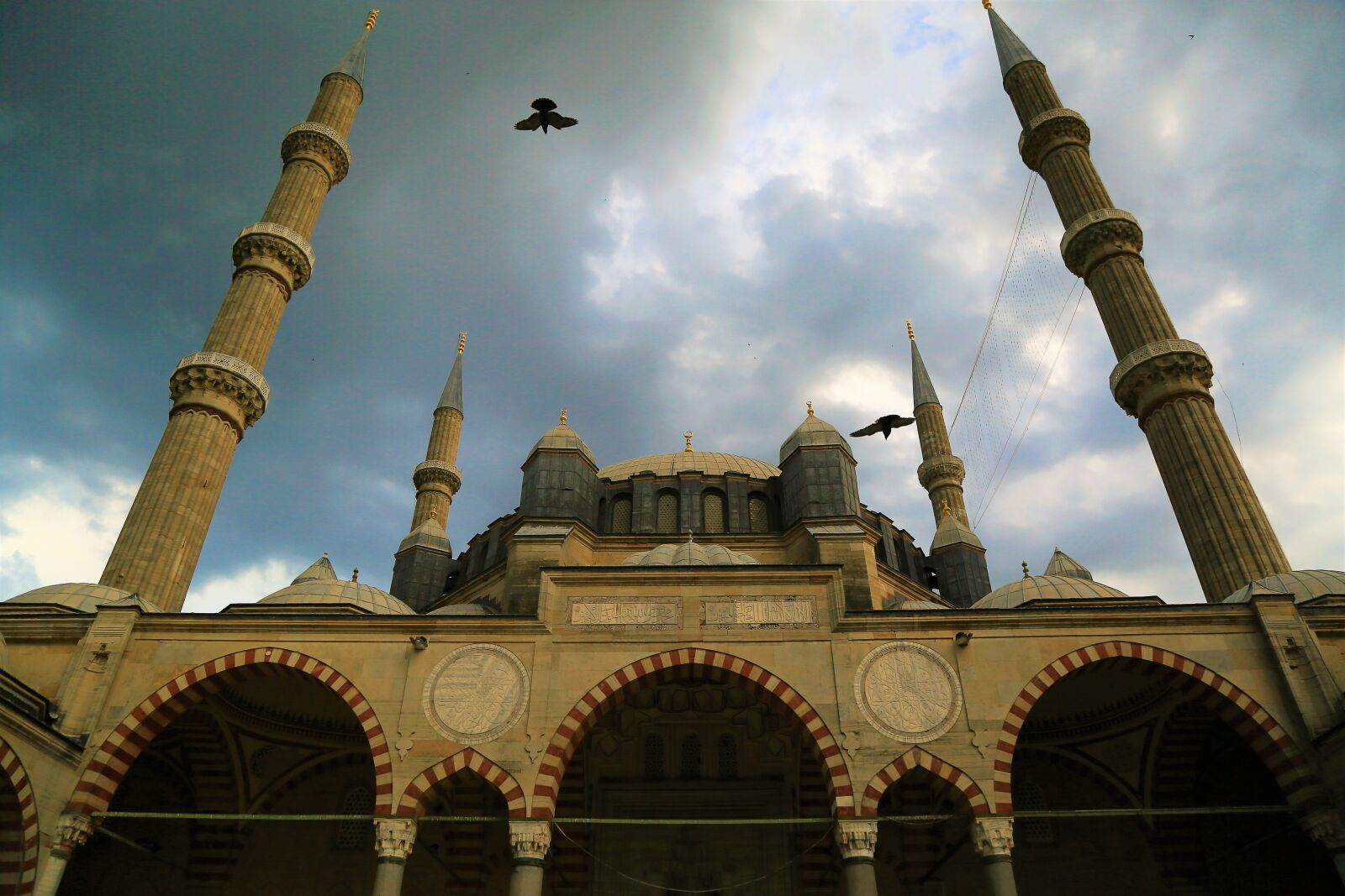 Canon EF 24-105mm F4L IS USM sample photo. Cami, minaret, dome photography