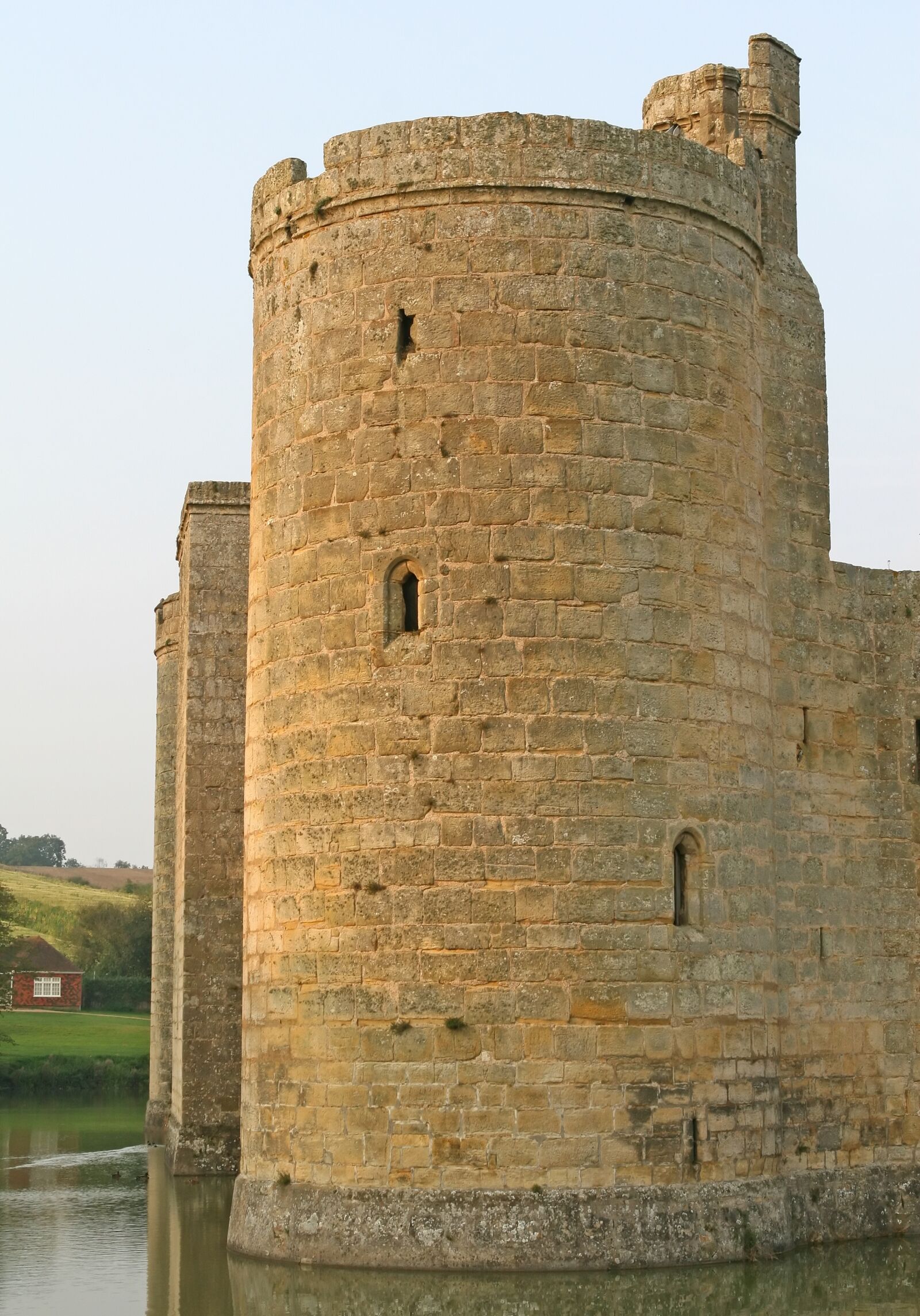 Canon EOS 30D sample photo. Battlements, blue, bodiam photography