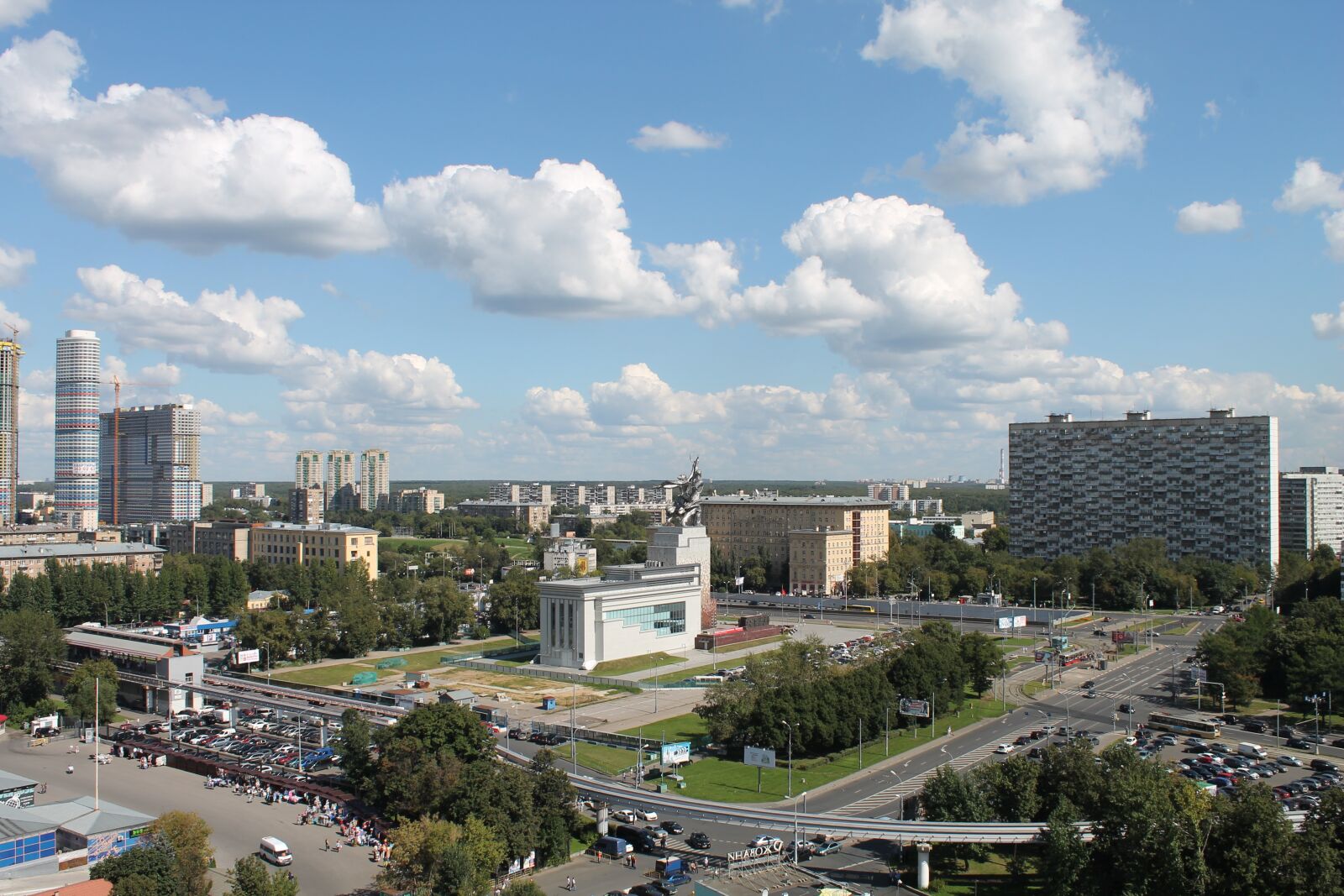 Canon EOS 1100D (EOS Rebel T3 / EOS Kiss X50) sample photo. Megalopolis, panoramic, architecture photography