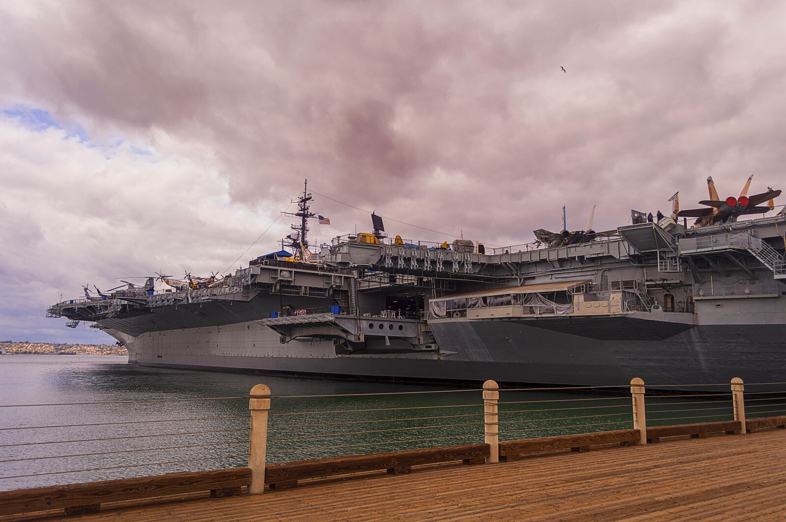 Nikon D3200 sample photo. Carrier, barco, portaviones photography
