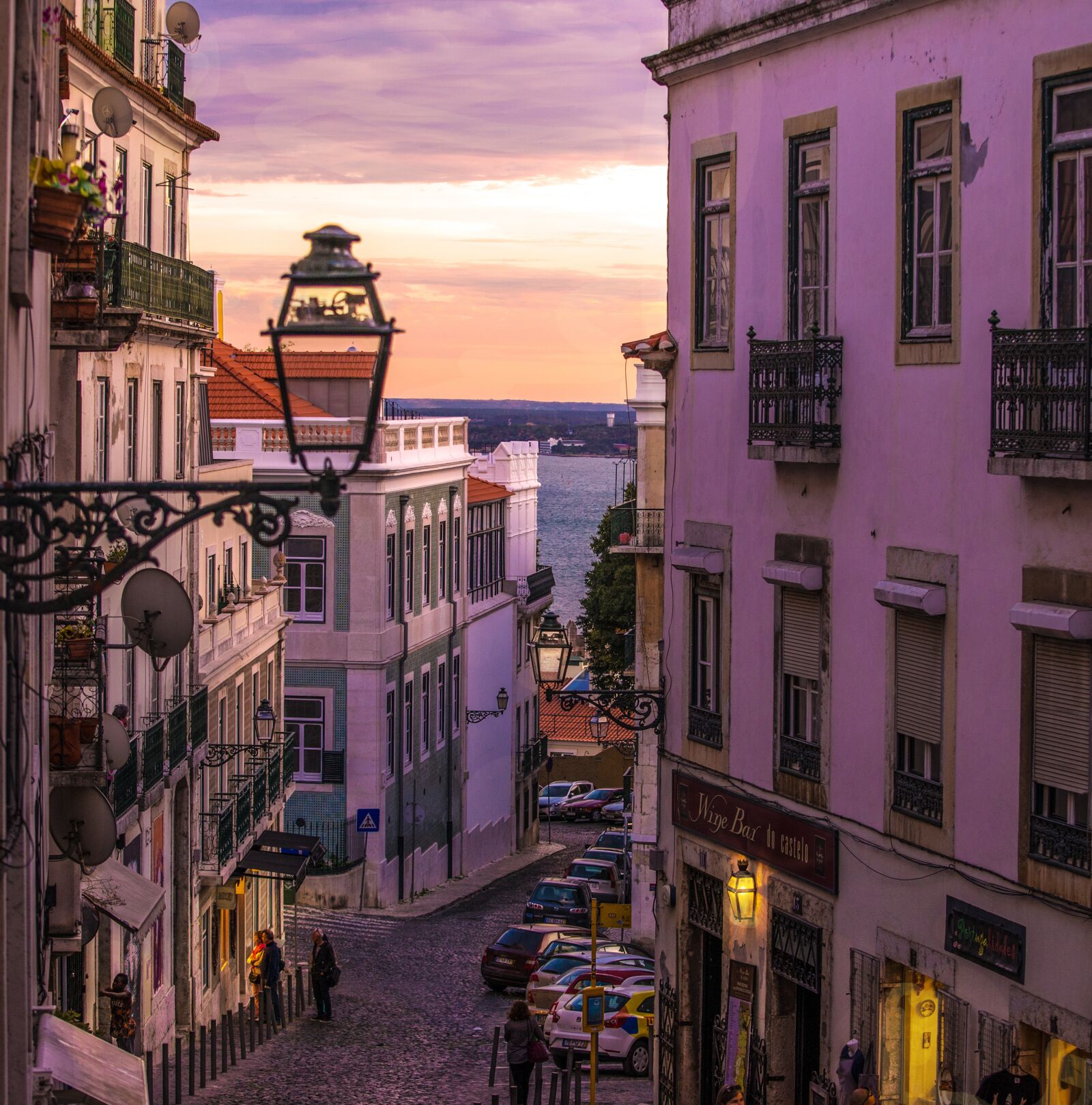 Nikon D610 sample photo. Lisbon, road, sea photography