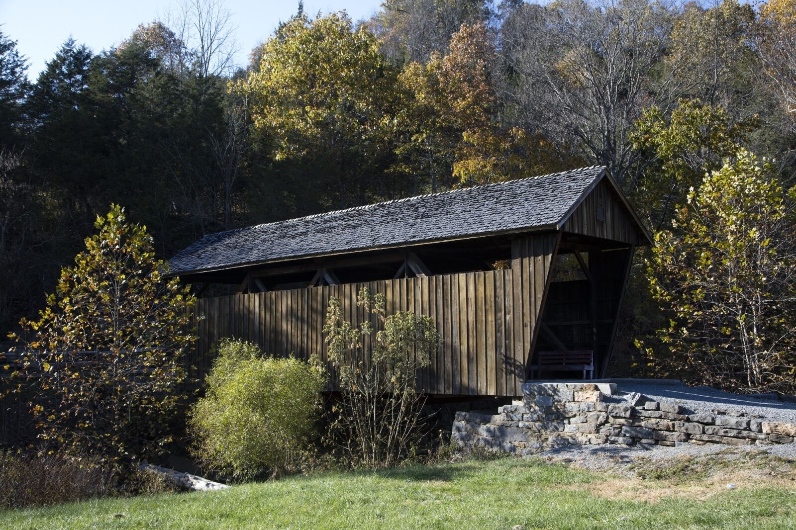 Canon EOS 5DS R sample photo. Covered bridge, landscape, scenic photography