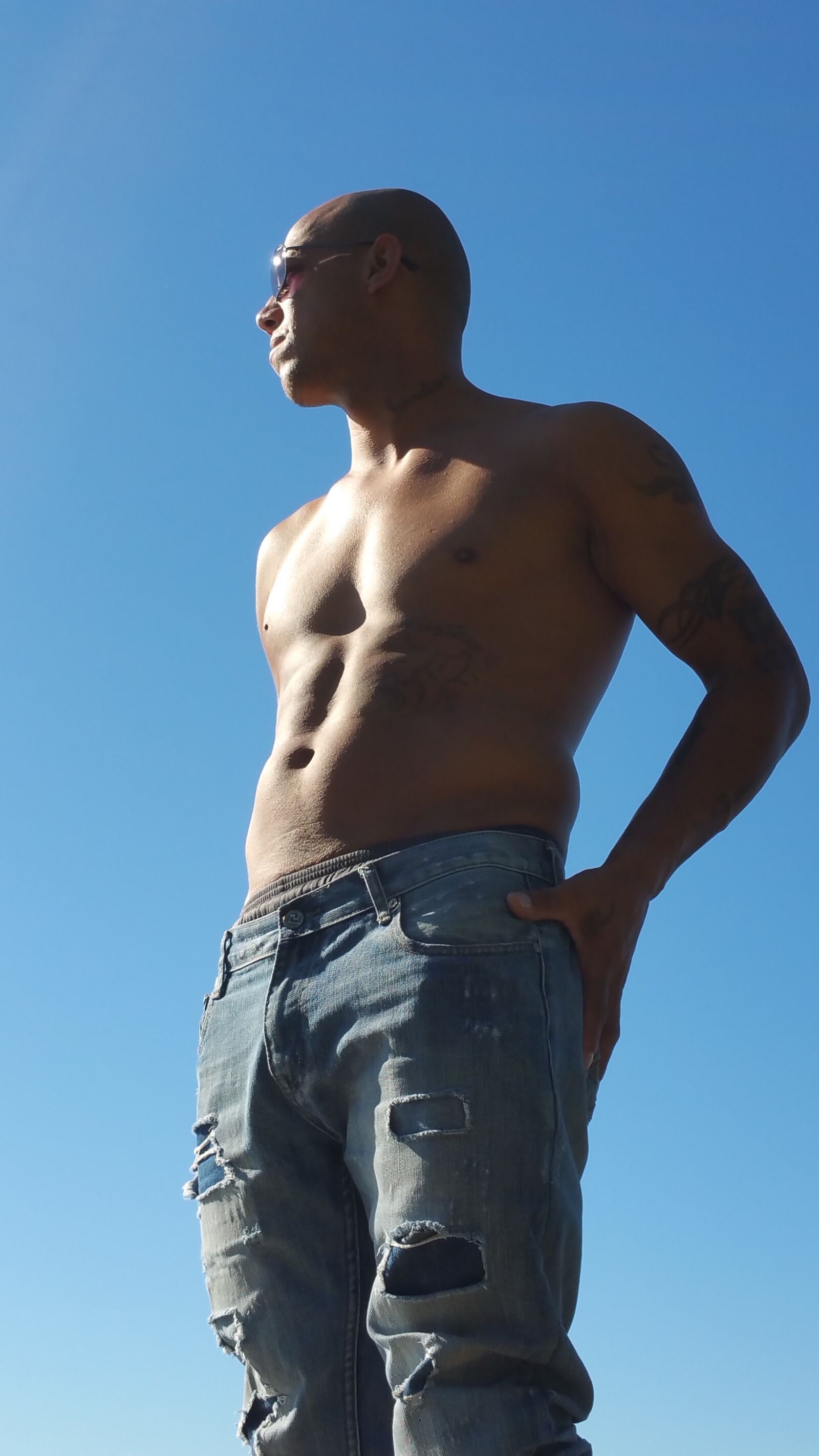 Samsung Galaxy Note4 sample photo. Man, latino, adult photography