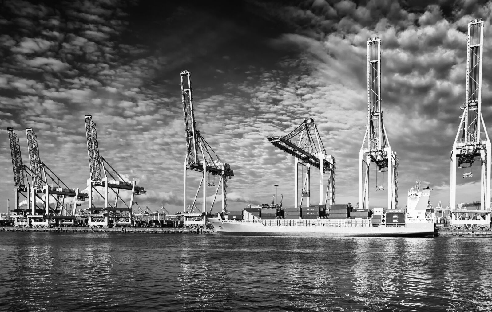 Nikon D3300 sample photo. Ship, port, crane photography