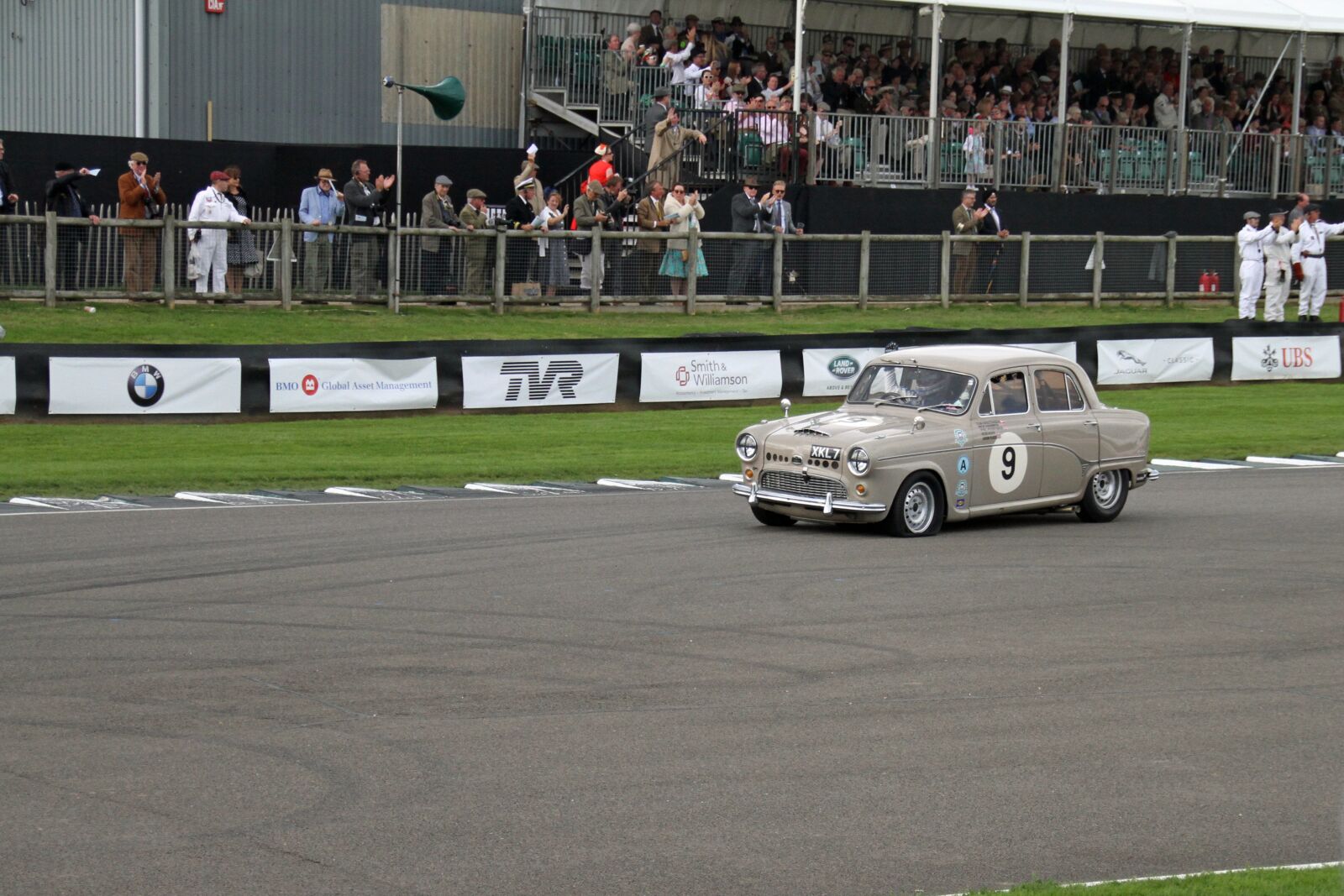 Canon EOS 7D sample photo. Vintage, car, old photography