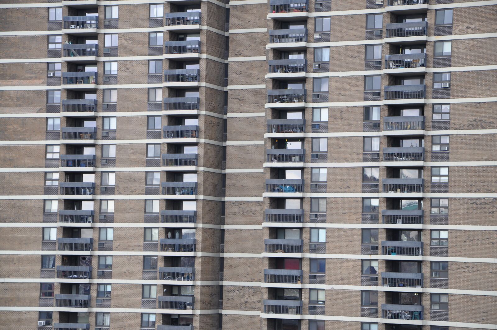 Nikon D5000 sample photo. Skyscraper, window, big city photography