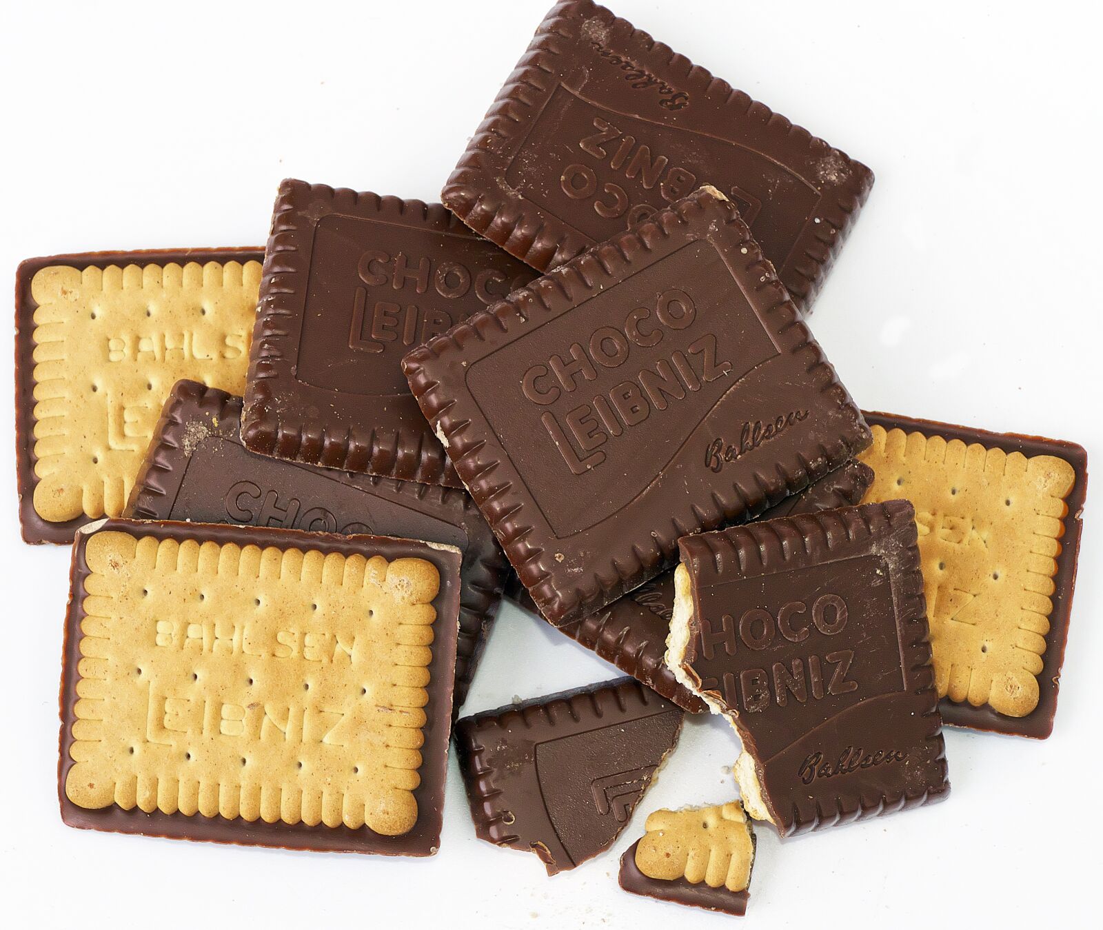 Panasonic Lumix DMC-FZ1000 sample photo. Biscuit, leibniz, chocolate photography