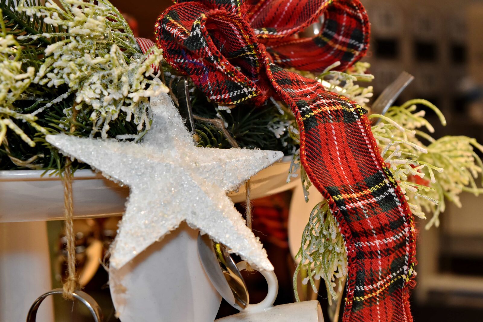 Nikon D5500 sample photo. Christmas, crystal, decoration, gifts photography