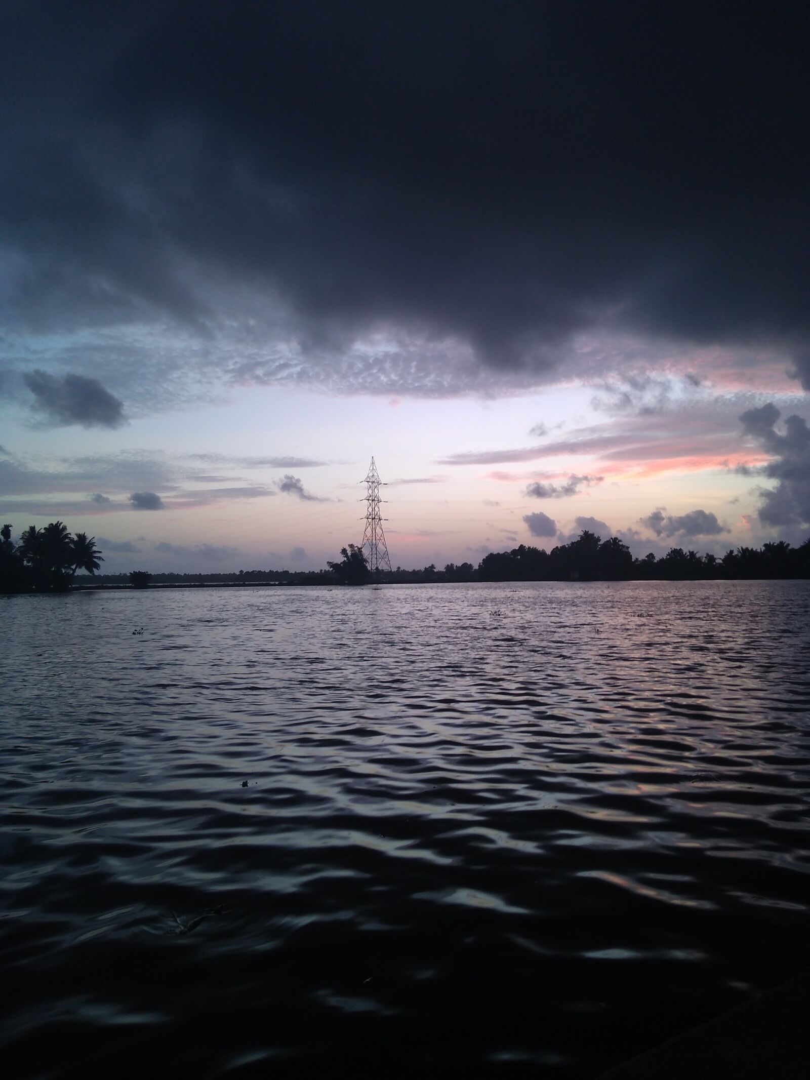 Motorola Moto G (5S) Plus sample photo. Lake, sunset, clouds photography