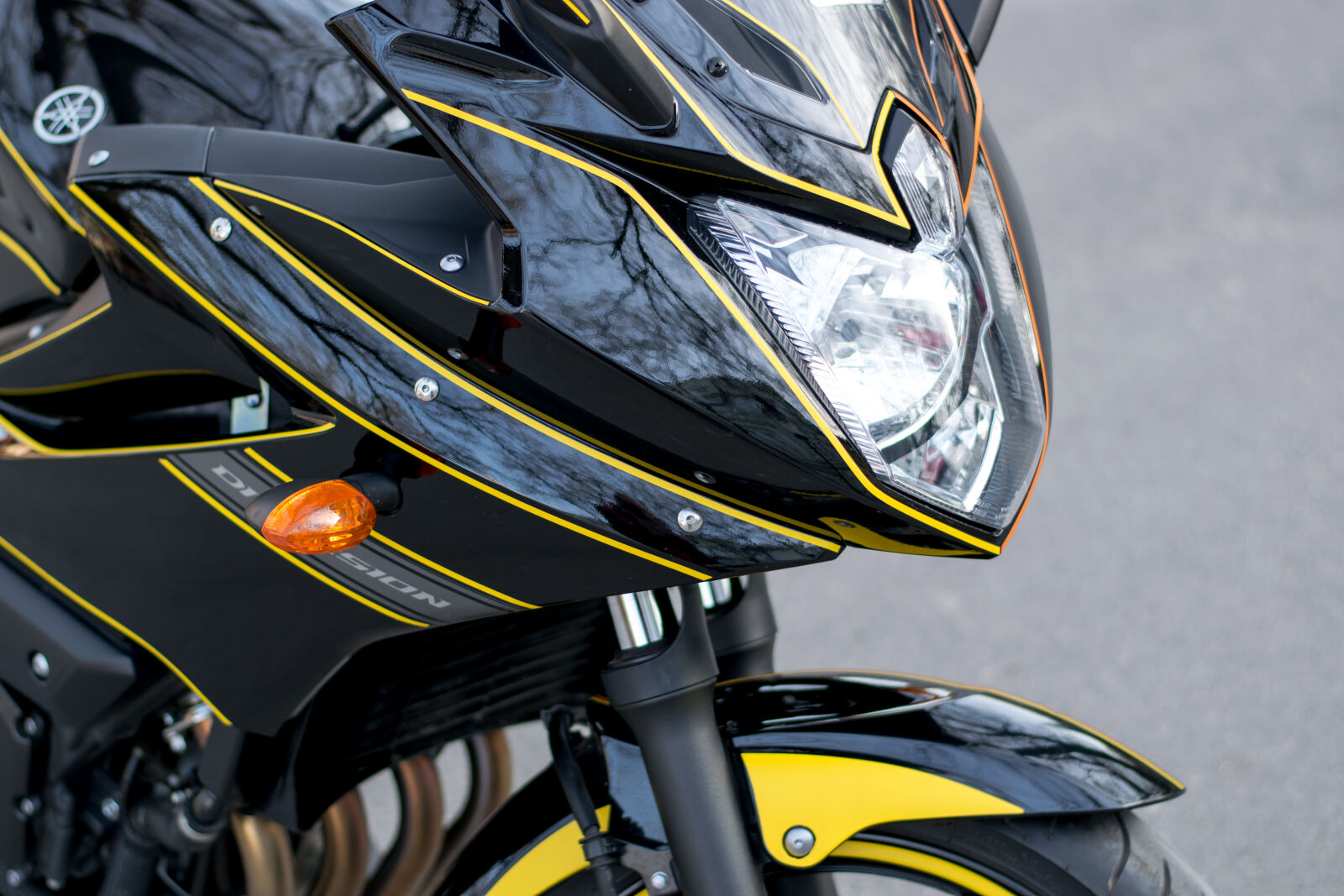 Nikon AF-S Nikkor 50mm F1.8G sample photo. Black, light, motorbike, scooter photography