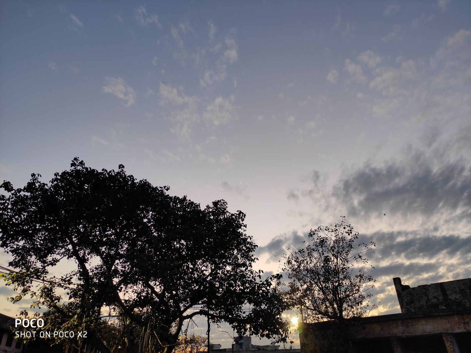 Xiaomi POCO X2 sample photo. Sunset, dark, partialclouds photography
