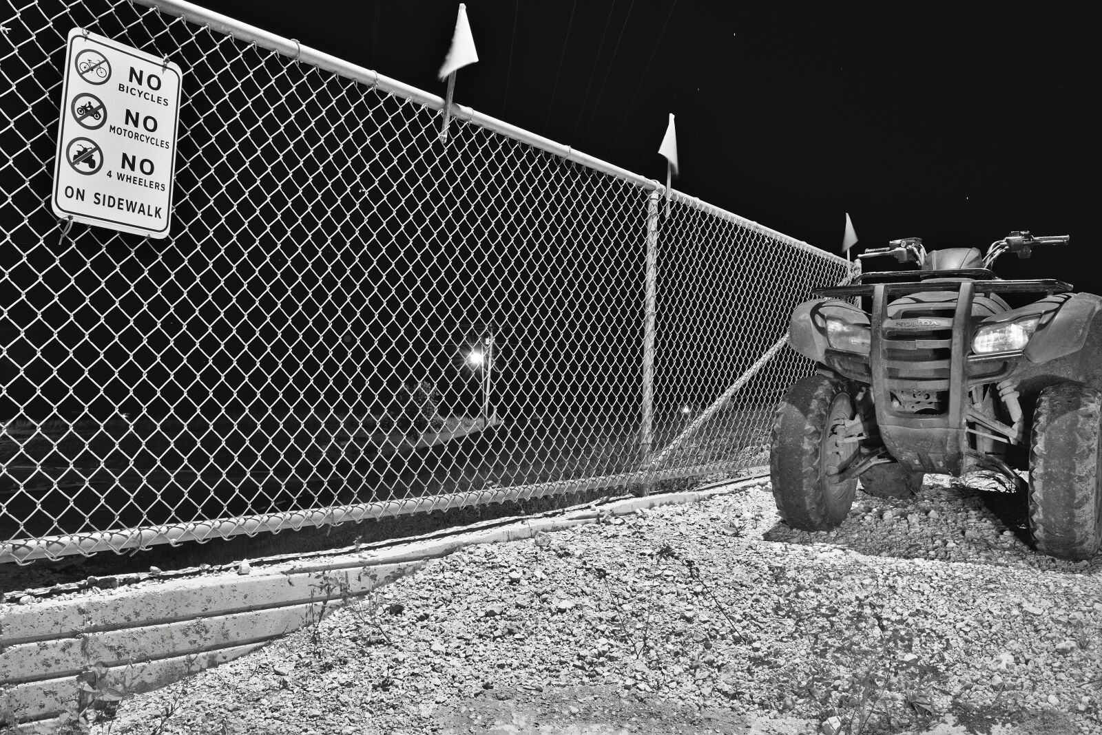 Nikon D7200 sample photo. Chain link fence, quad photography