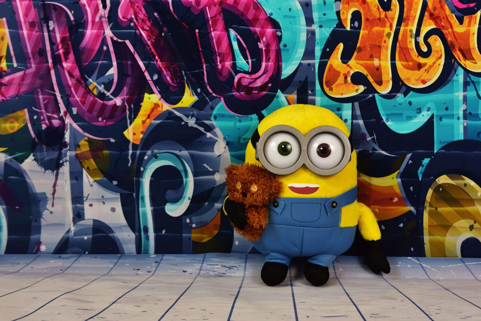 Nikon D7200 sample photo. Graffiti, colorful, minion photography