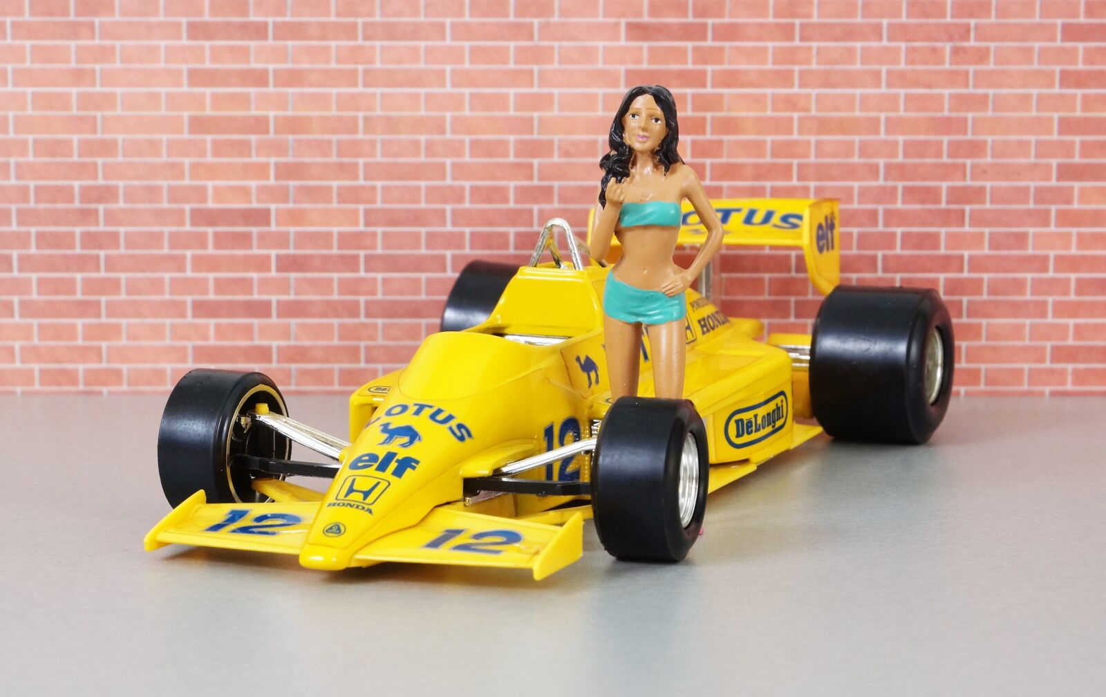 Sony DT 18-70mm F3.5-5.6 sample photo. Lotus, formula 1, auto photography