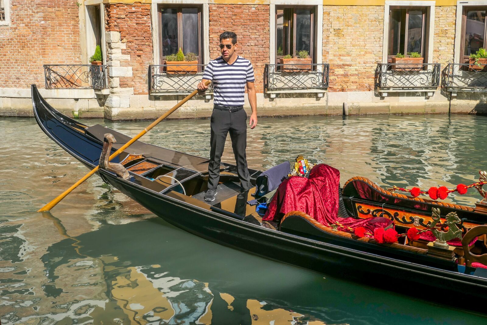 Panasonic Lumix DMC-LX10 (Lumix DMC-LX15) sample photo. Gondola, channel, boat photography