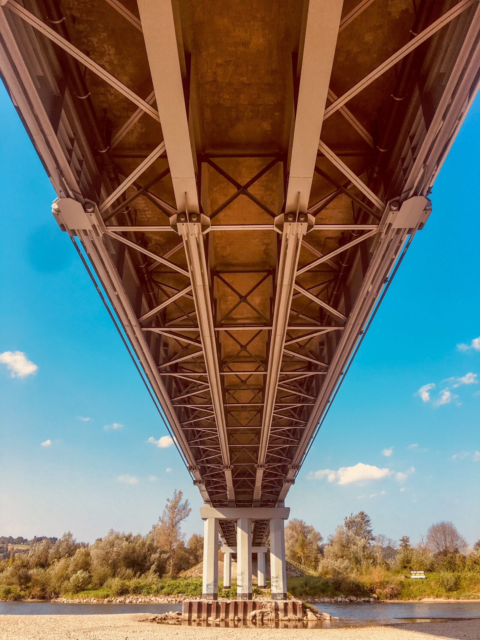iPhone 6s Plus back camera 4.15mm f/2.2 sample photo. Bridge, sky, architecture photography