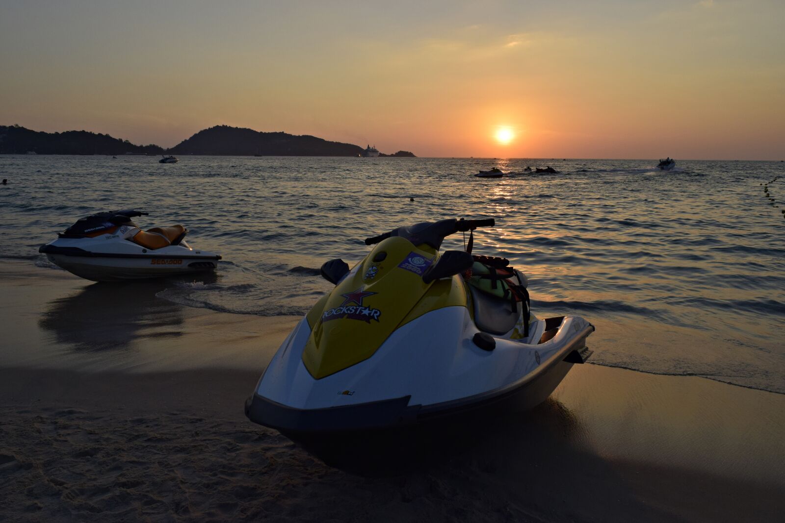 Nikon D3300 sample photo. Jet ski, beach, sea photography