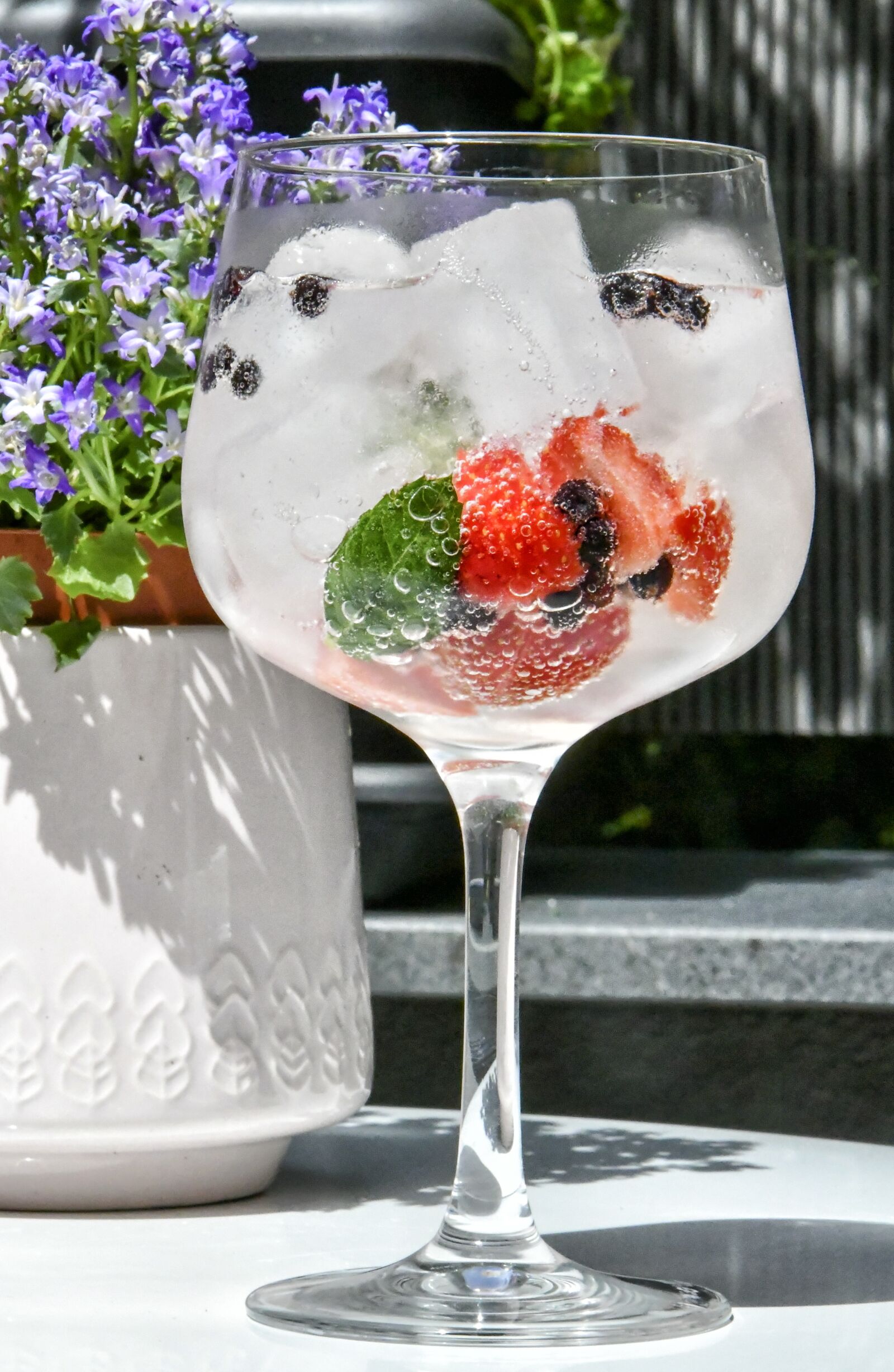 Nikon D7500 sample photo. Gin, cocktail, bar photography