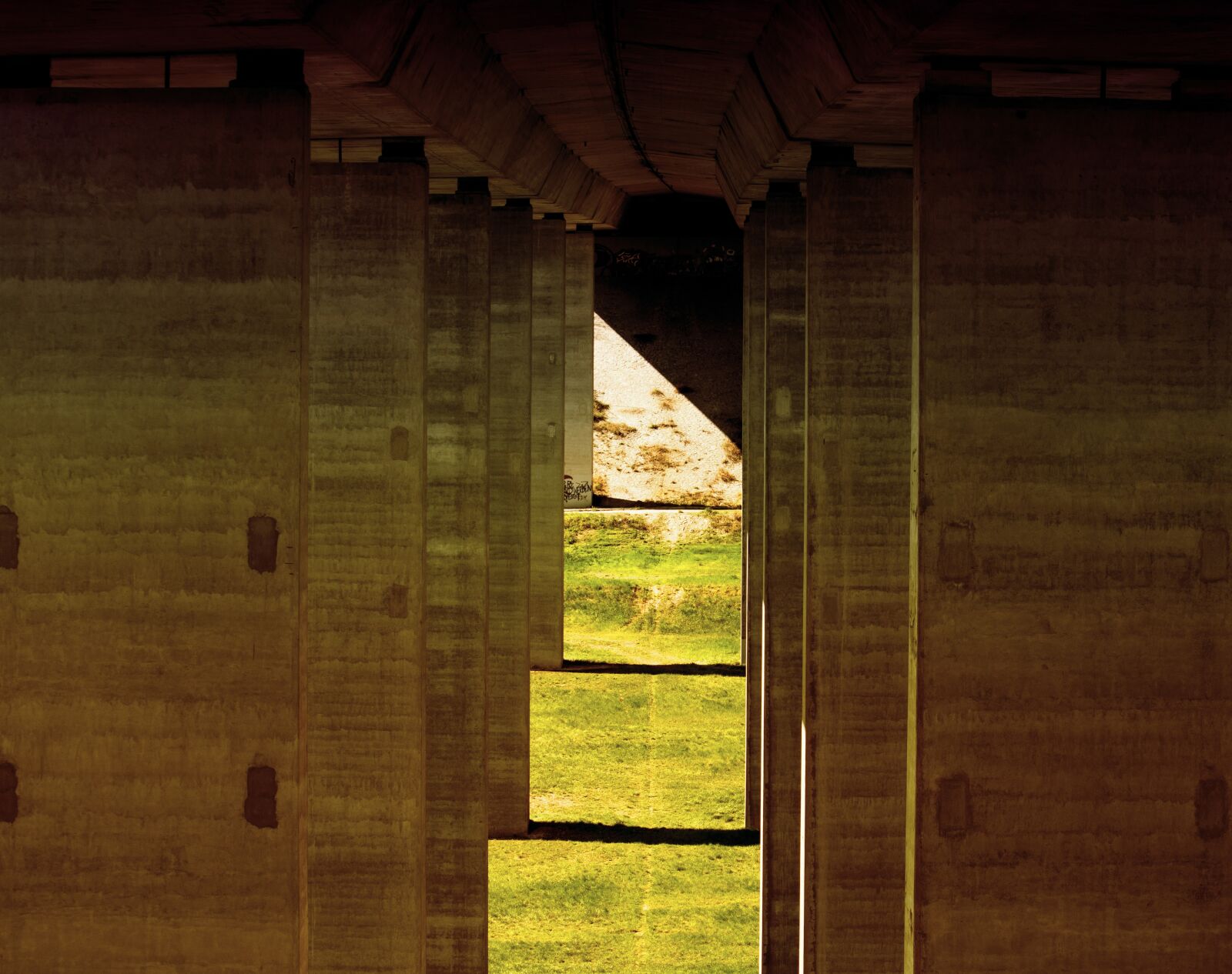 Canon EF-S 55-250mm F4-5.6 IS STM sample photo. Highway bridge, bridge, architecture photography