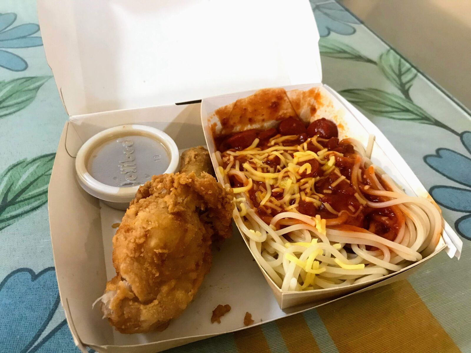 iPhone 7 back camera 3.99mm f/1.8 sample photo. Spaghetti, pasta, chicken photography