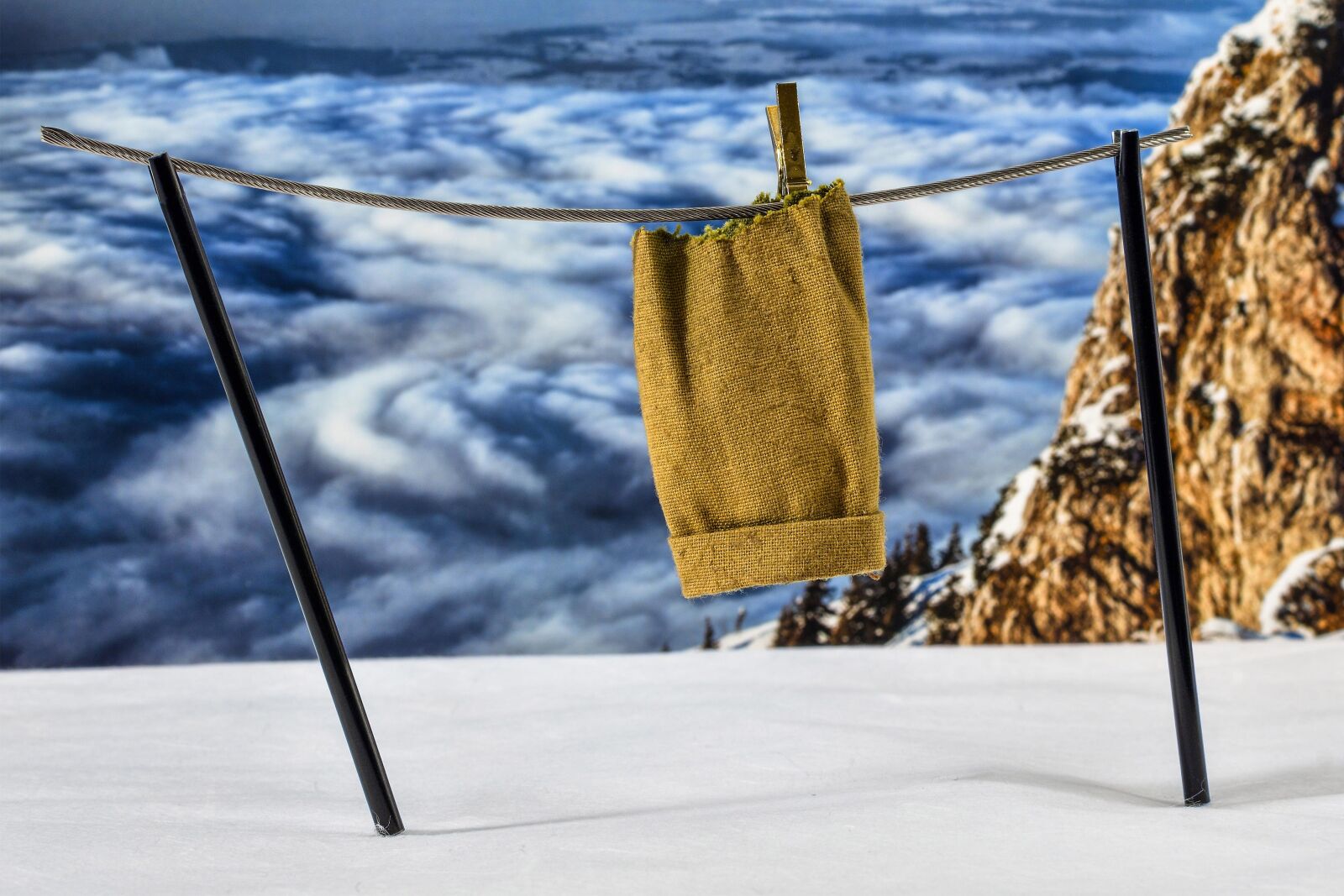 Nikon D7200 sample photo. Pants, rope, rock photography