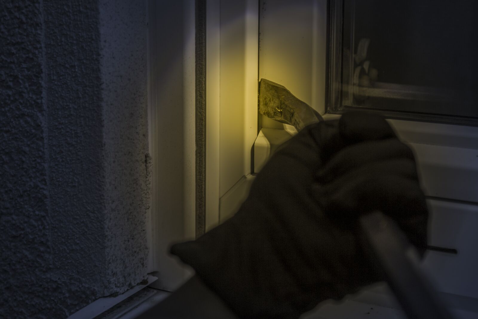 Canon EF 24-70mm F4L IS USM sample photo. Burglar, at night, window photography