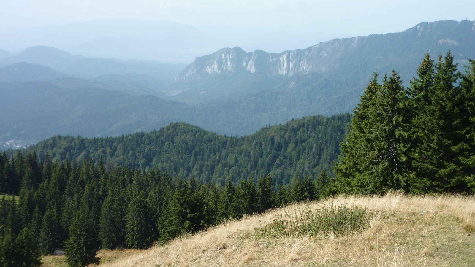 Panasonic DMC-TZ7 sample photo. Mountains, romania, view photography
