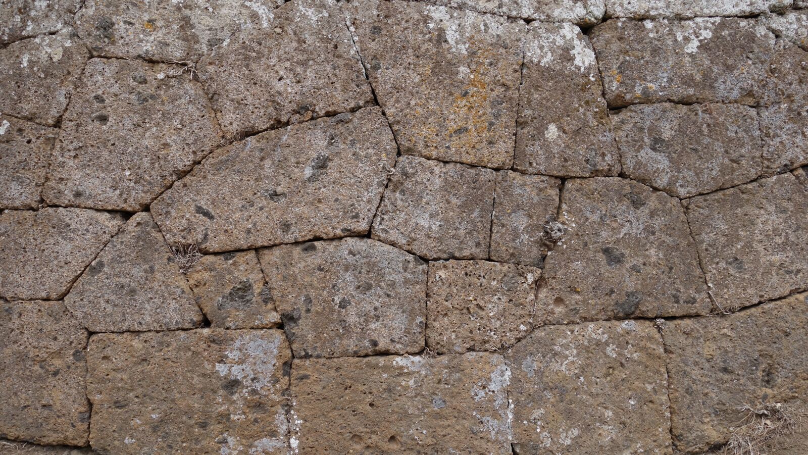 Sony Cyber-shot DSC-RX100 II sample photo. Stone wall, etruscan, antique photography