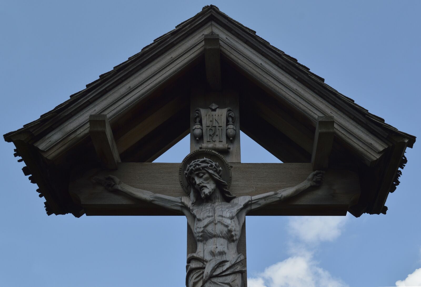 Nikon D3200 sample photo. War memorial, jesus, war photography