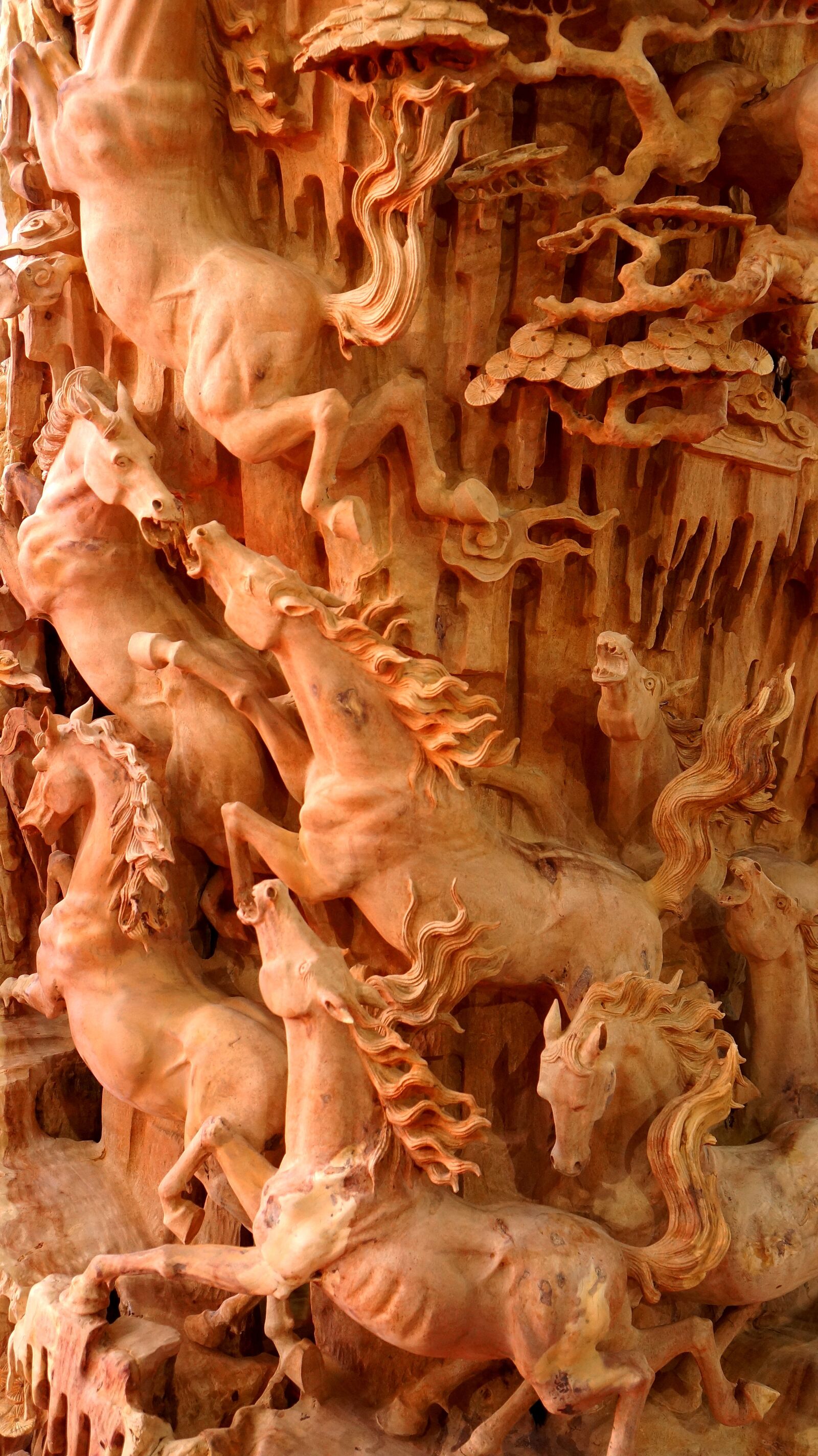 Sony Alpha NEX-F3 + Sony E 18-55mm F3.5-5.6 OSS sample photo. Sculpture, wood, fine art photography