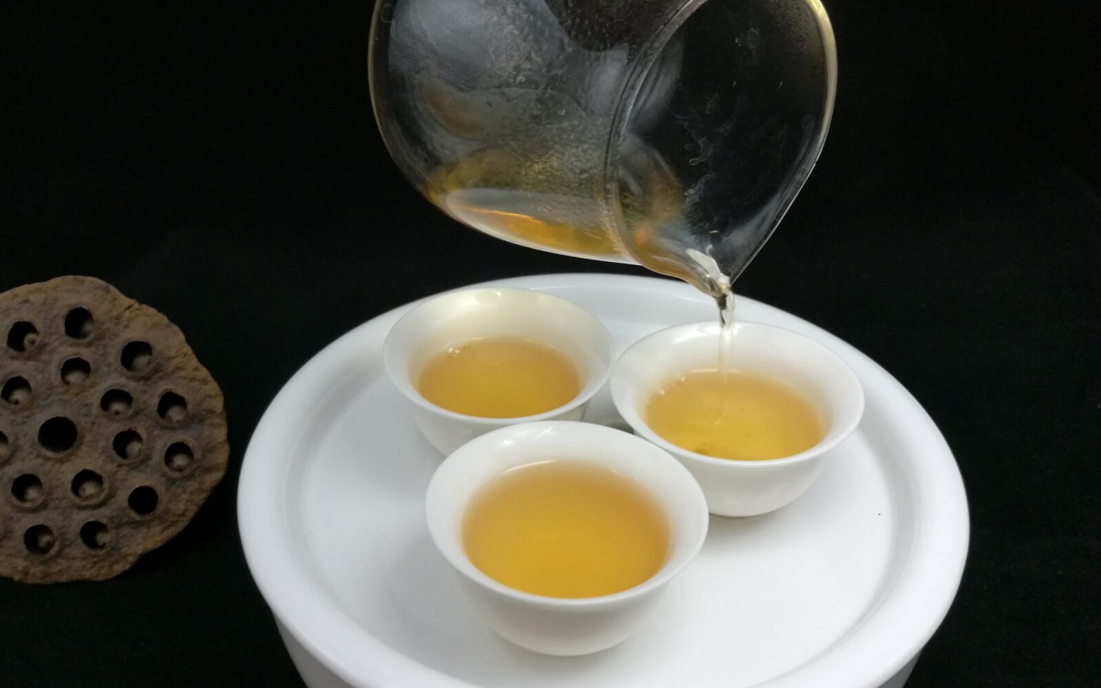HUAWEI Honor V8 sample photo. Single clump tea, duck photography