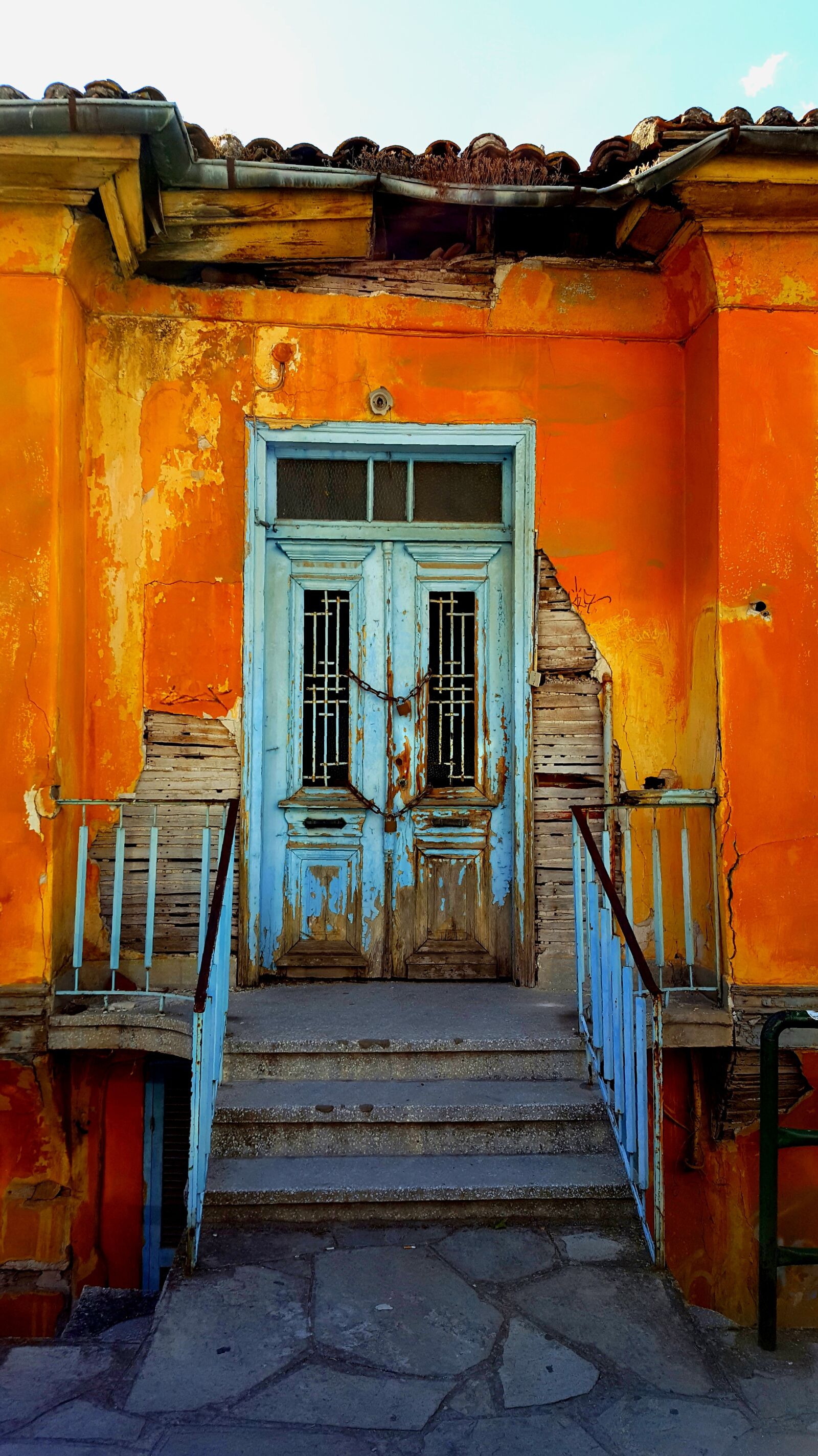 Samsung GALAXY S6 edge sample photo. Door, house, castle photography