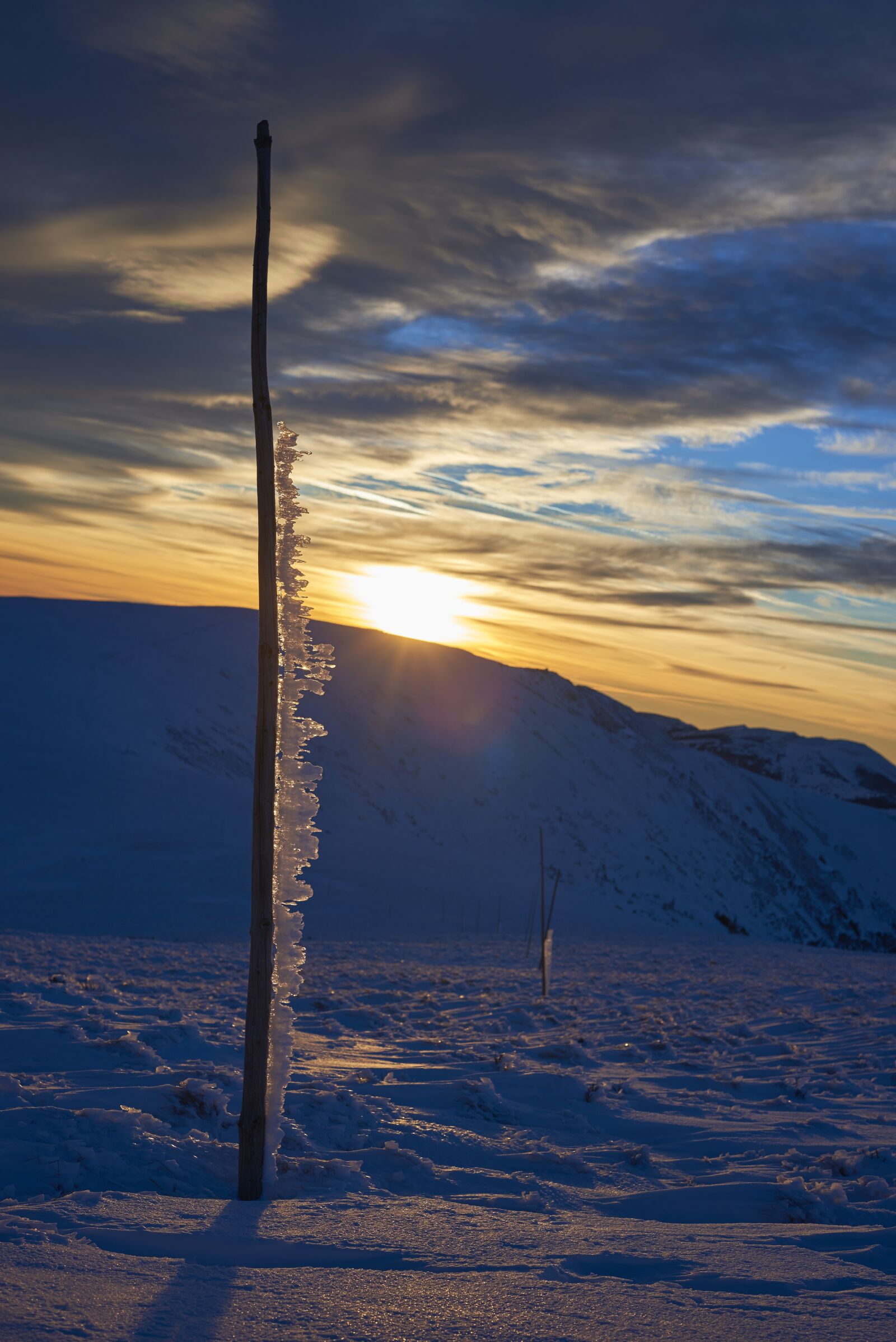 Nikon AF-S Nikkor 50mm F1.4G sample photo. Sunset, winter, ice photography
