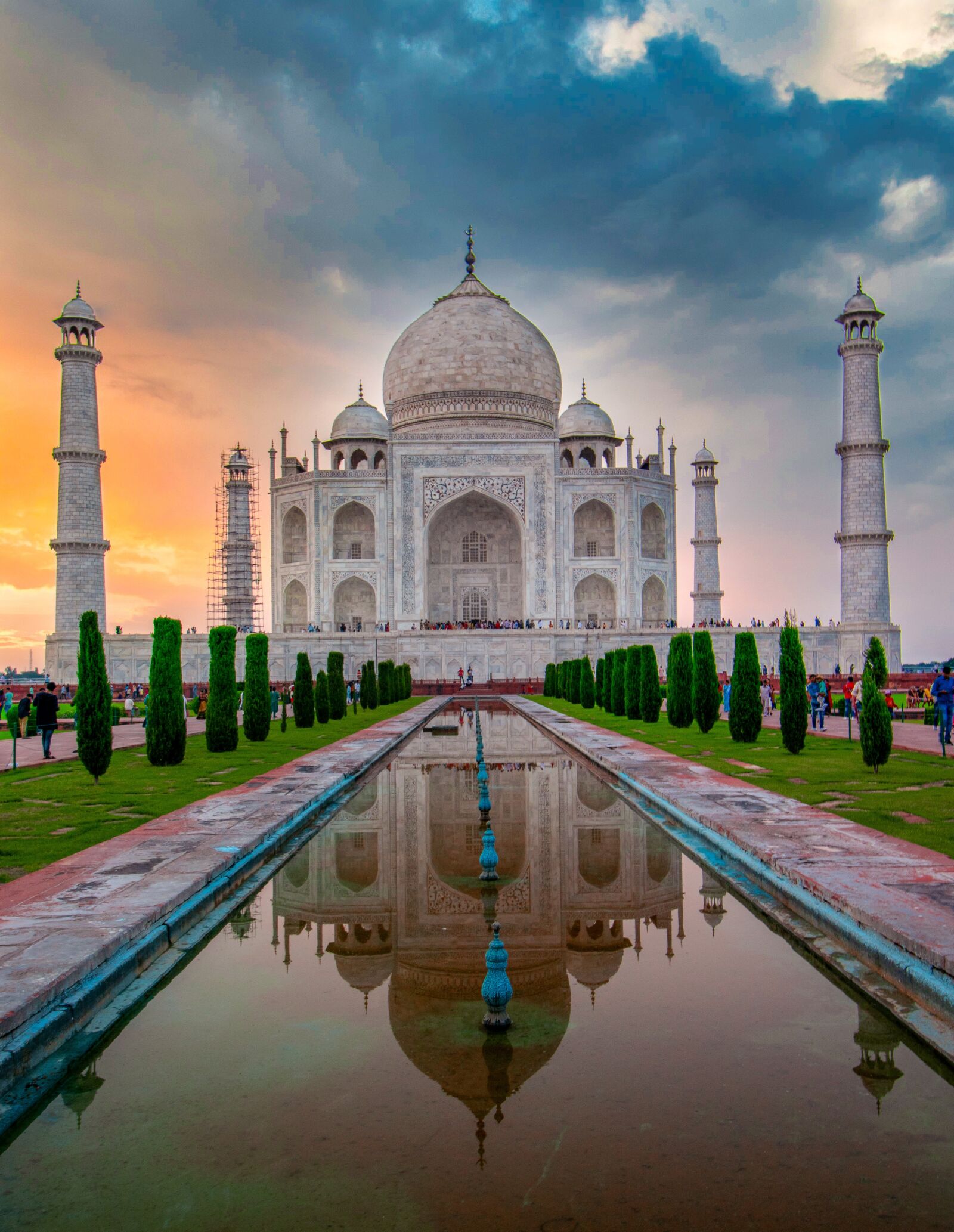 Canon EF-S 10-18mm F4.5–5.6 IS STM sample photo. Taj mahal, taj, building photography