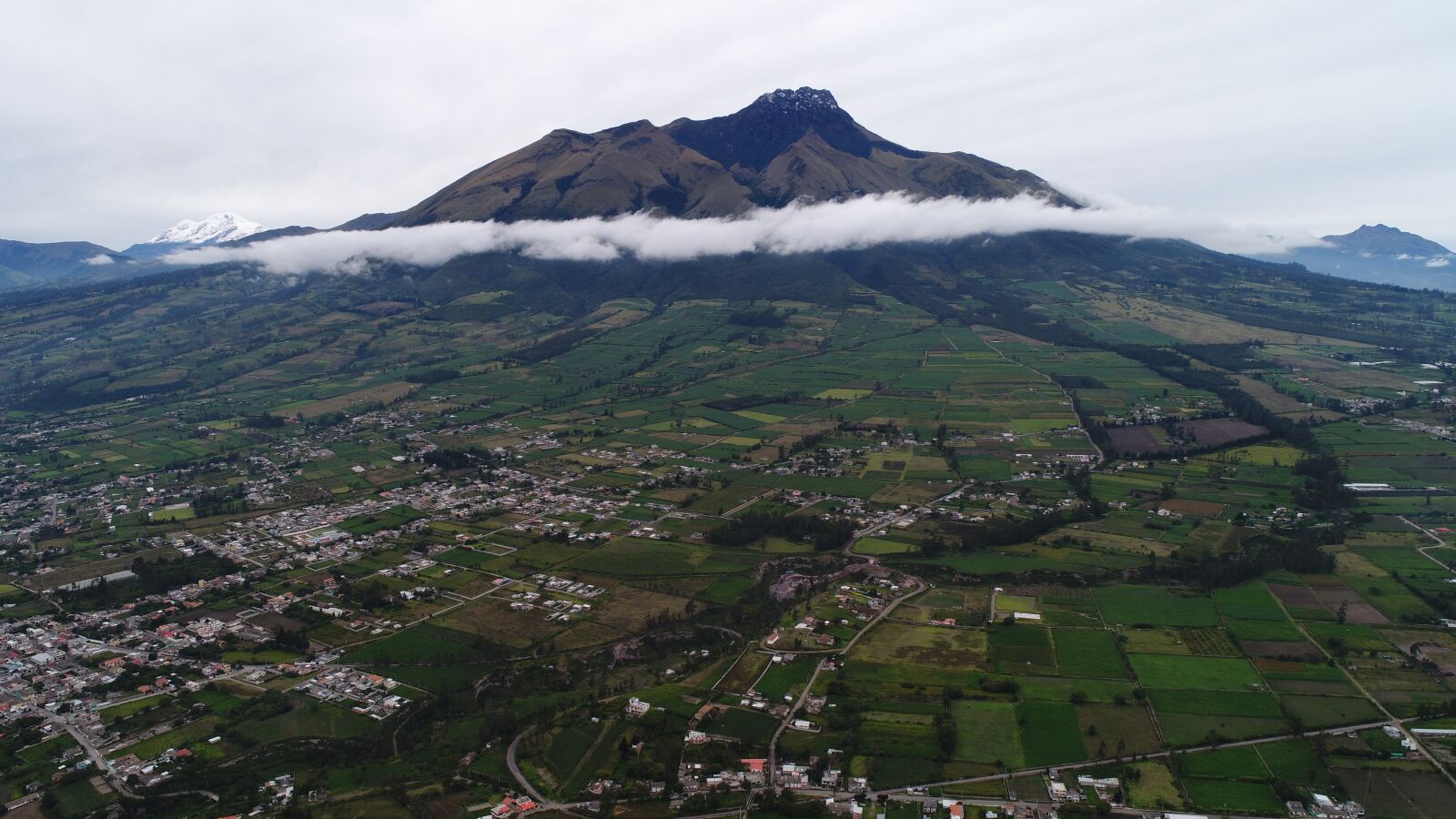 DJI FC6310 sample photo. Tayta, imbabura, ecuador photography