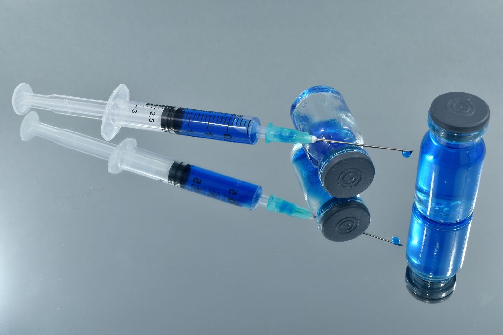 Nikon D5500 sample photo. Cure, antibody, anticoagulant, needle photography