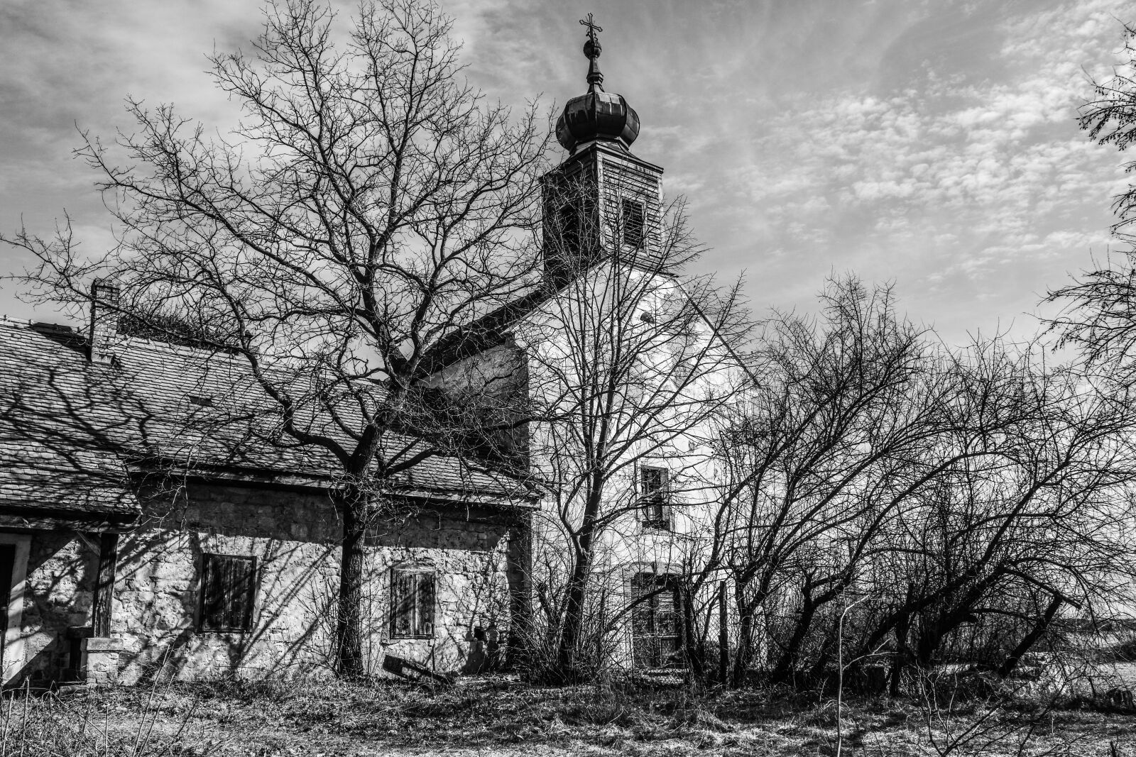 Nikon D5300 sample photo. Black and white, abandoned photography