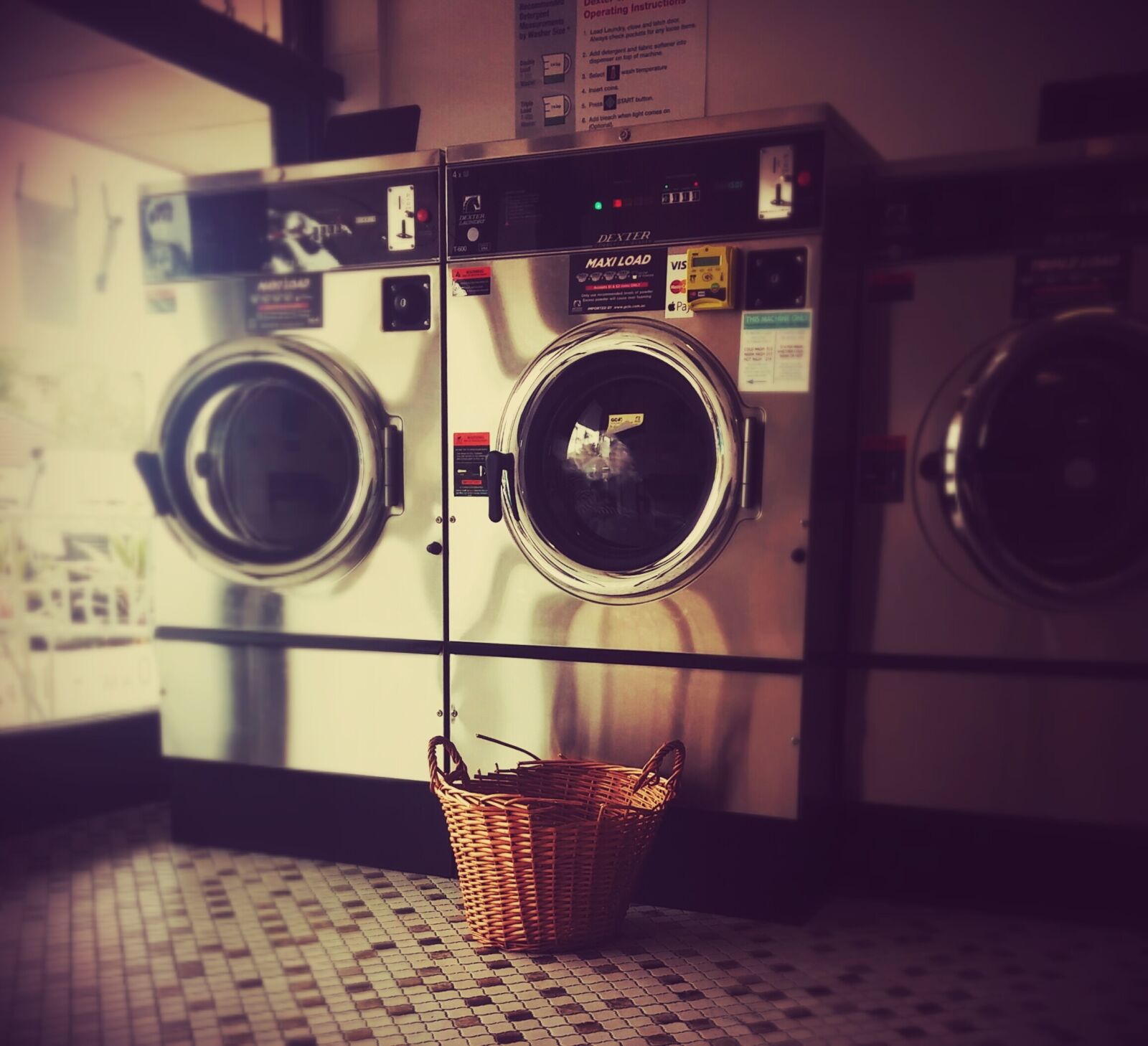 LG D80 sample photo. Laundromat, launderette, washing photography