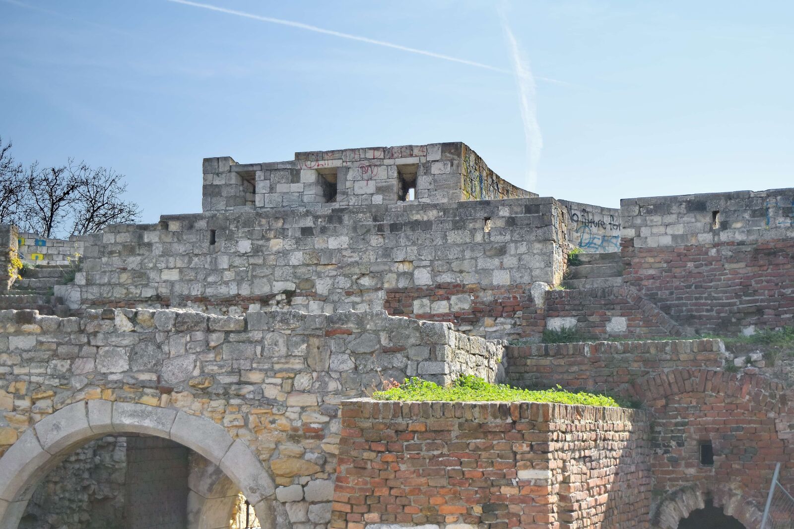 Nikon D5500 sample photo. Castle, ancient, architecture, rampart photography
