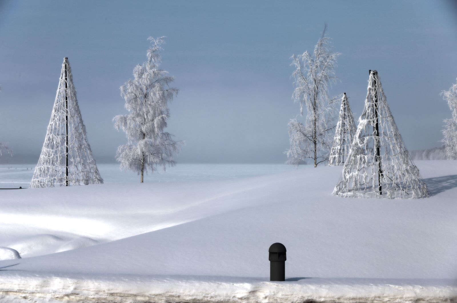 Canon EOS 6D sample photo. Roundabout, snow, dis photography