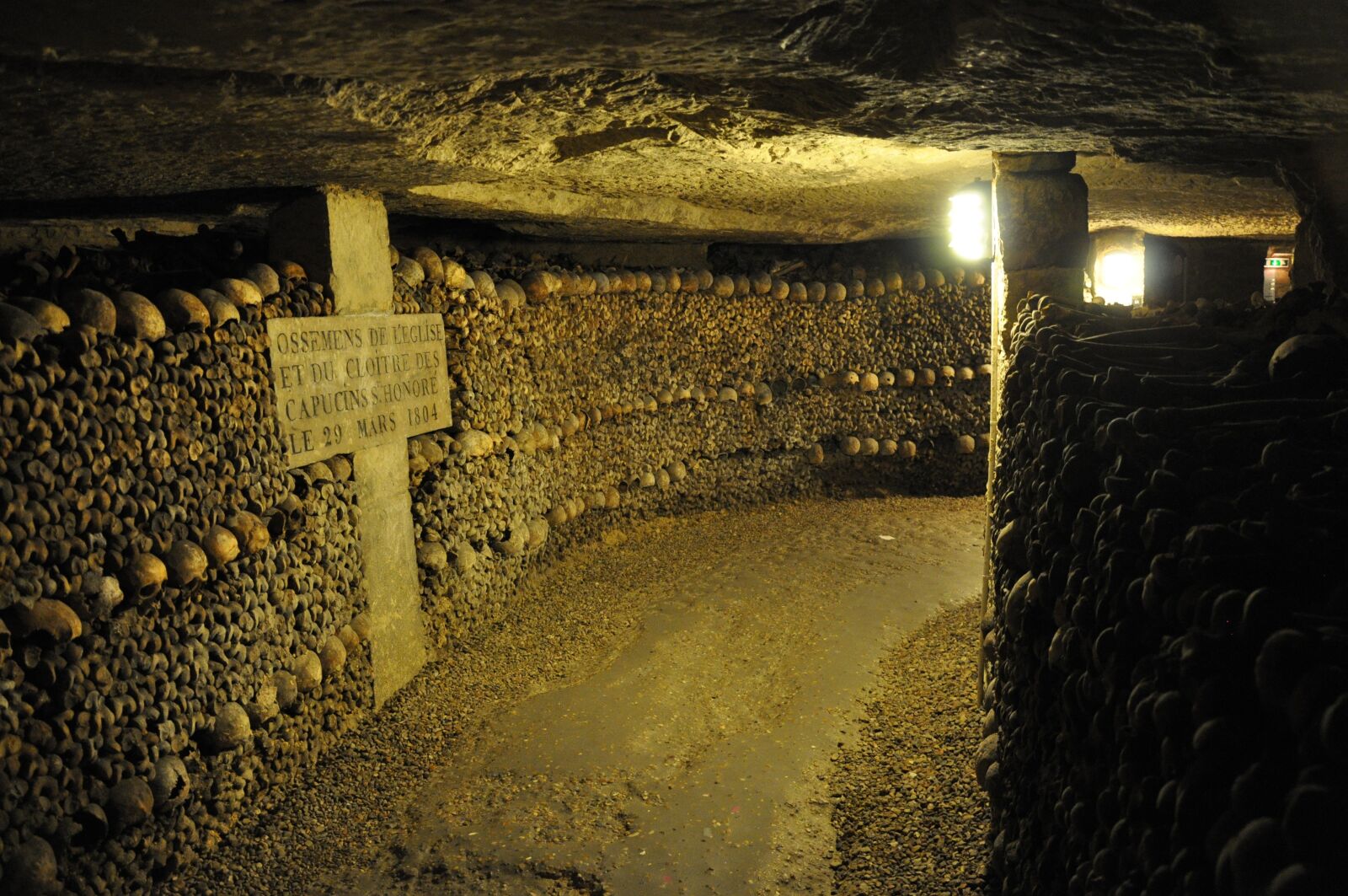 Nikon D90 sample photo. Paris, catacombs, cemetery photography