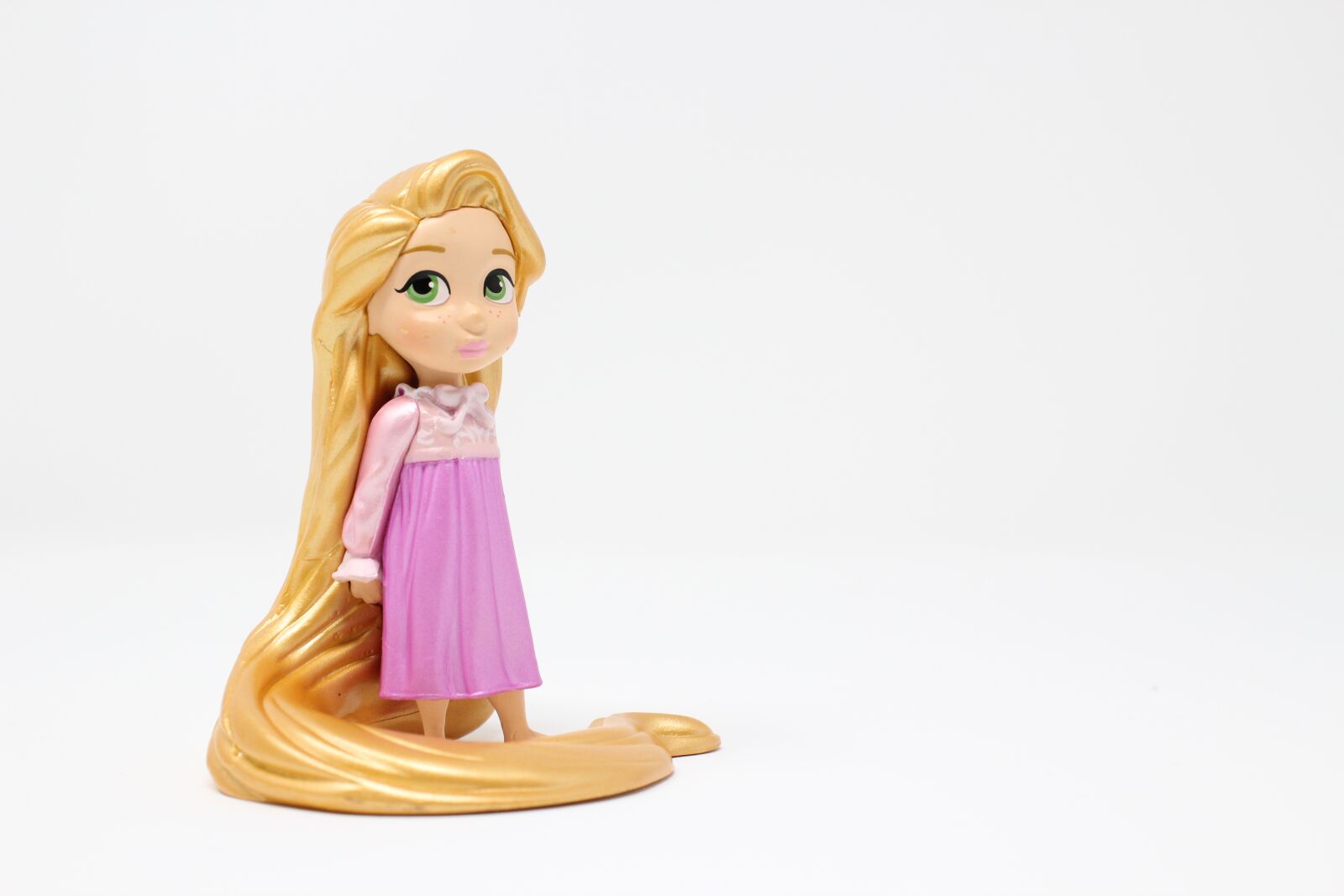 Canon EOS 550D (EOS Rebel T2i / EOS Kiss X4) sample photo. Disney, rapunzel, female photography
