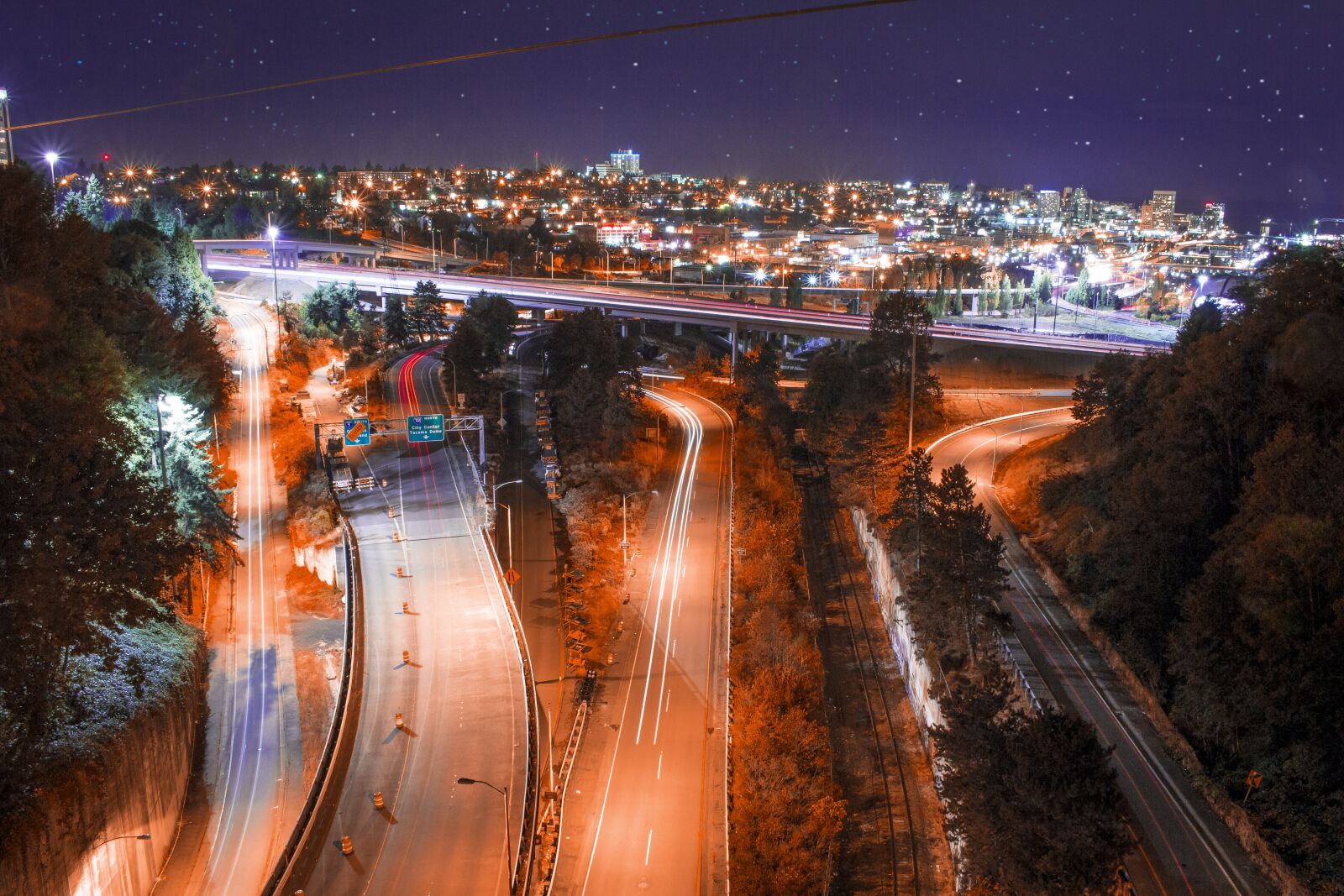 Canon EOS 700D (EOS Rebel T5i / EOS Kiss X7i) sample photo. City, lights, freeway photography