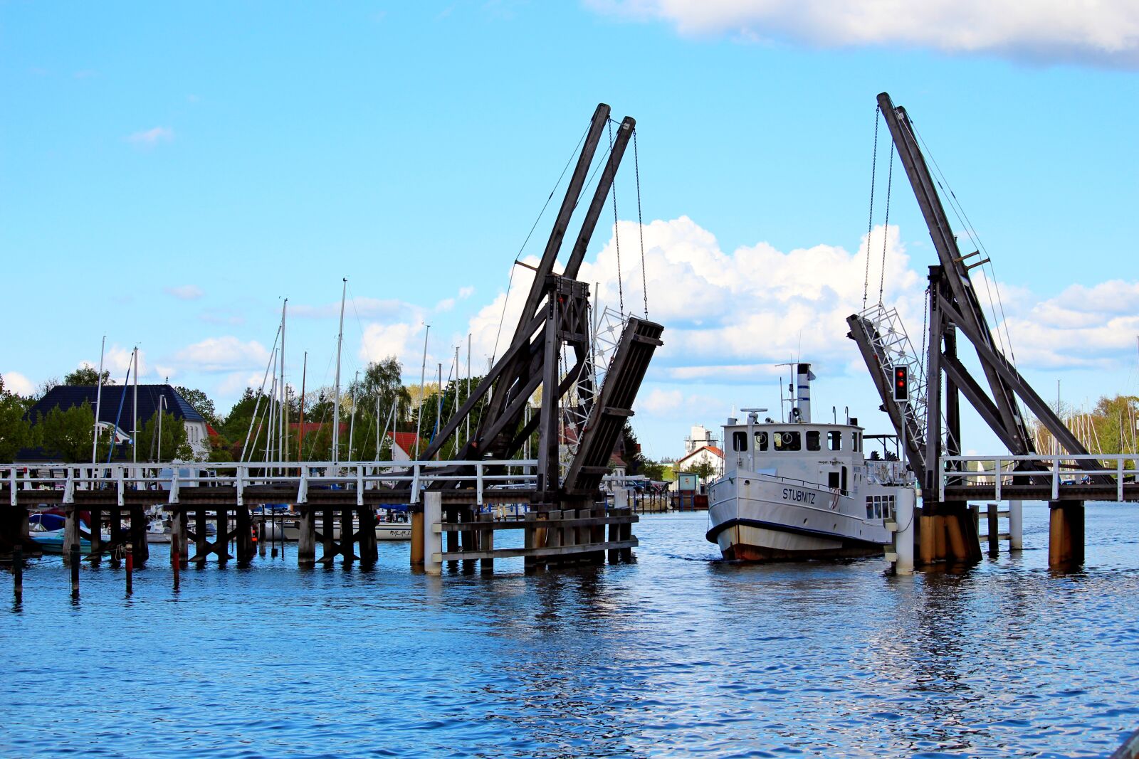Canon EF-S 55-250mm F4-5.6 IS STM sample photo. Greifswald wieck, ryck, port photography