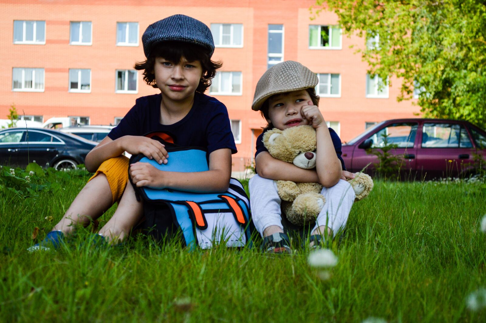 Nikon D3200 sample photo. Kids, backpack, boys photography