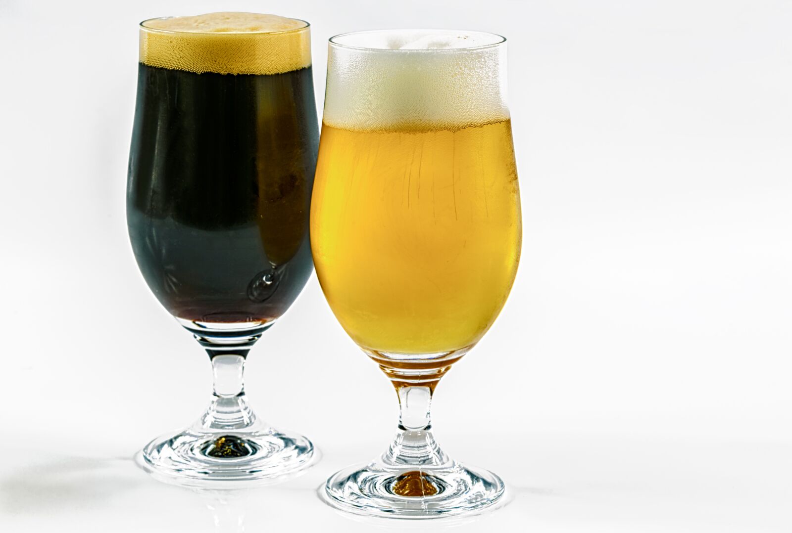 Nikon D750 sample photo. Two types of beer photography