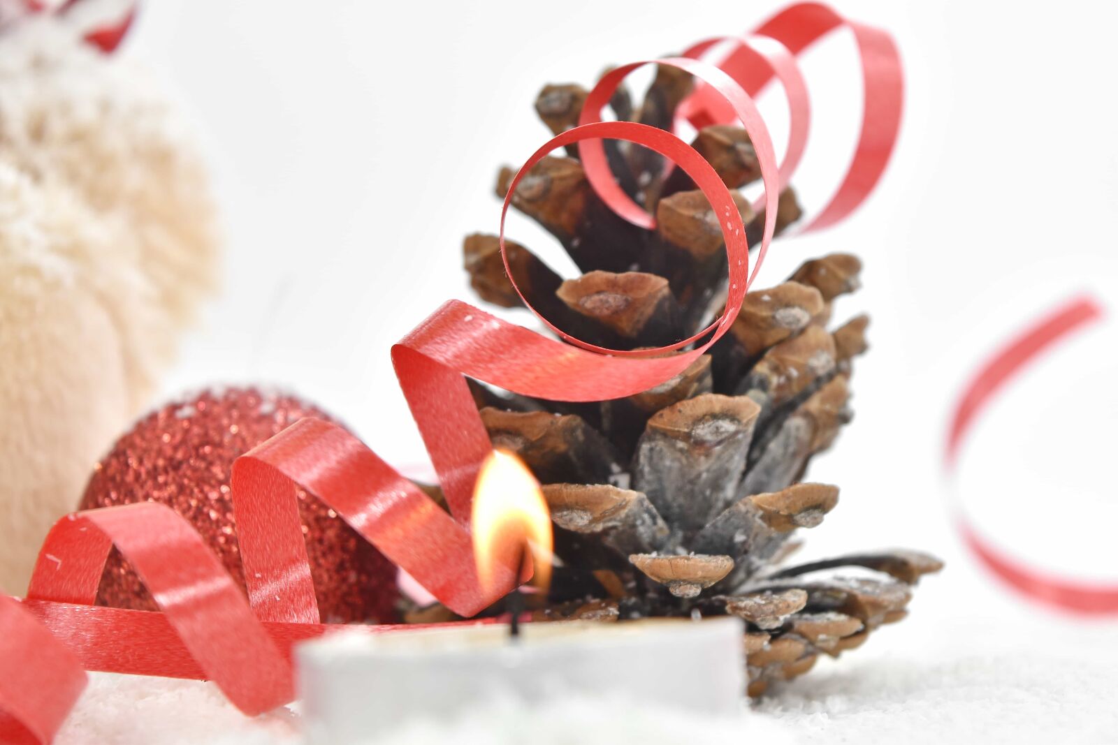 Nikon D5500 sample photo. Candlelight, candles, conifers, decoration photography